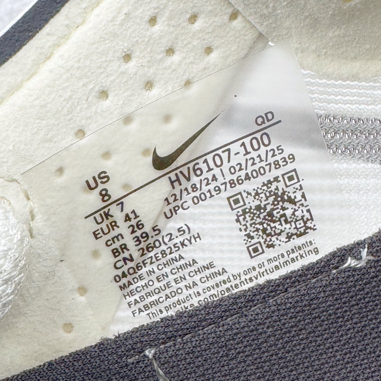 图片[12]-＃TG纯原 Jakob A. Ingebrigtsen x NK Zoom VaporFly Next 4% 舒适百搭透气回弹低帮短跑马拉松跑步鞋 HV6107-100 泰光Zp特供批次 市面唯一支持实战的跑鞋 原档案数据原厂网纱 正确高频花纹 前后掌内置Zoom Air气垫 原装MD大底 脚感完美还原 原盒原配 QC检验、钢印 俱全 原底科技 同步原版 脚感堪比Boost 采用精致醒目设计，精准诠释雅各布·因格布里格森的风格，聚焦他的核心信念：家庭与夺冠。该鞋款在前代鞋款的基础上减轻重量，但不影响性能表现。碳纤维 Flyplate 结合出众回弹的ZoomX泡绵中底，缔造比赛日佳选，令你快意难挡，疾速冲刺。这款公路竞速跑步鞋具备匠心品质，无论是日常畅跑还是马拉松，皆可轻松驾驭，是雅各布的信赖之选。尺码：36 36.5 37.5 38 38.5 39 40 40.5 41 42 42.5 43 44 44.5 45-选品中心