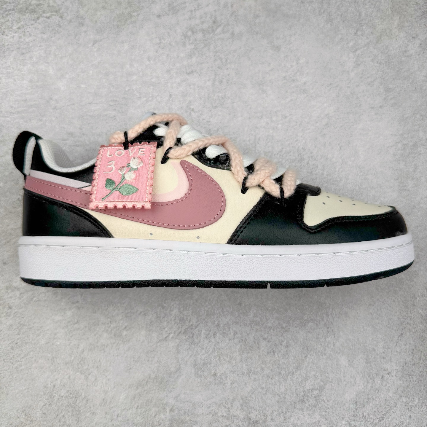 图片[4]-＃福利特价 NK Court Borough Low CB2 低帮百搭透气休闲运动板鞋 绑带解构风定制配色 原数据独家私模大底 经典耐用的设计 兼顾舒适脚感和出众风范 演绎匠心之作 结构性的支撑贴合感结合复古篮球设计 塑就场外全明星风范 尺码：36 36.5 37.5 38 38.5 39 40 40.5 41 42 42.5 43 44 44.5 45 46-选品中心