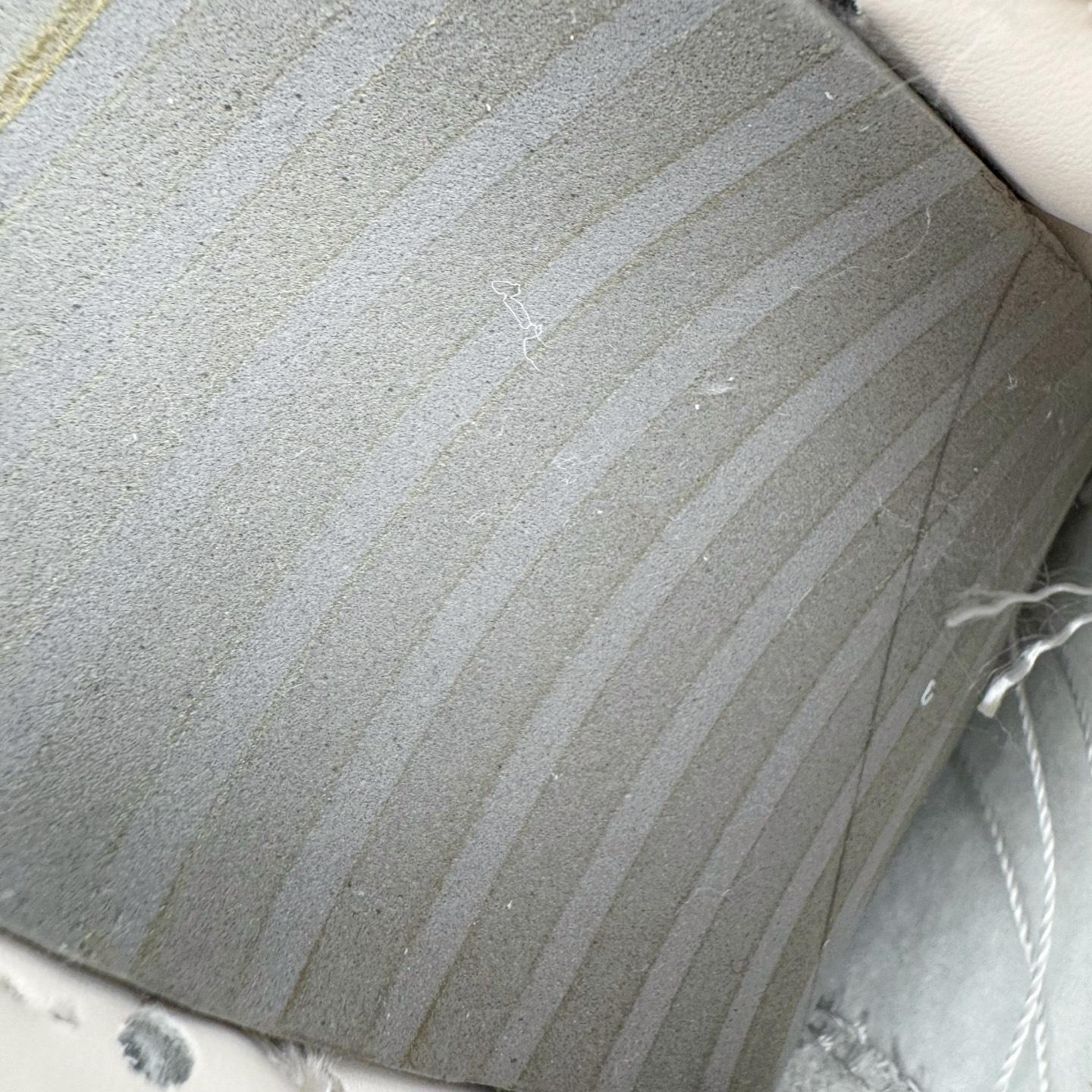 图片[11]-＃YC纯原 NK Dunk Low 柔粉 FB7910-601 实力大厂出品 新配色陆续开发 利润个位数只为口碑 全套原纸板楦头开发 确保原汁原味 完美呈现DUNK版型 一比一鞋头弧度高度鞋身弧度 此版本只针对中端市场 皮料材质有所更替 其他数据细节工艺流程均保持一致 绝不口嗨 细节品控鞋型随意对比 独家私模官方第六代原厂航空铝磨具打磨大底 鞋头坡度极致还原 无解鞋型 原盒原配 圈内天花板工艺 原厂玻璃冲刀 超高清洁度 全鞋零毛边皮料切割 原厂中底布点胶 中底布拉帮走线遵循公司 尺码：36 36.5 37.5 38 38.5 39 40 40.5 41 42 42.5 43 44 44.5 45 46-选品中心