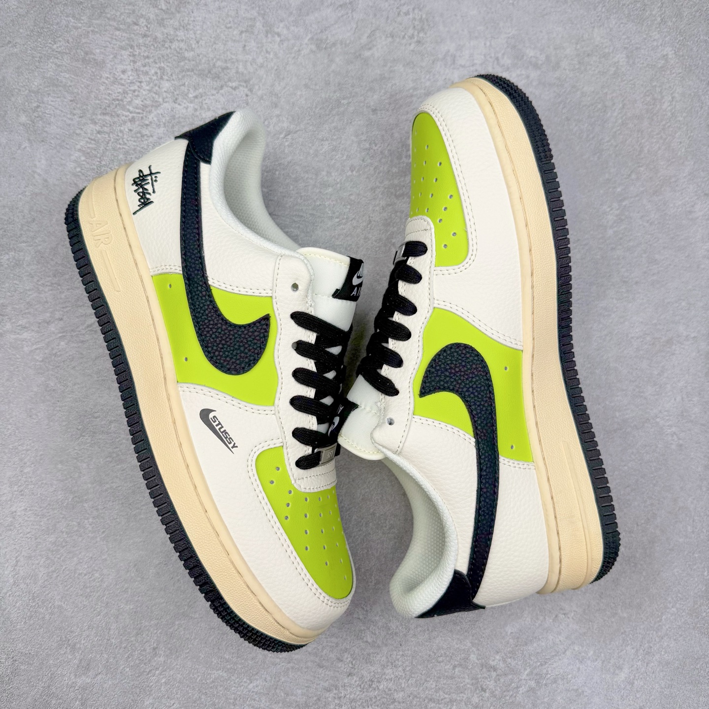 图片[3]-NK Air Force 1´07 Low 空军一号低帮百搭休闲运动板鞋 QW5836-002 柔软、弹性十足的缓震性能和出色的中底设计 横跨复古与现代的外型结合 造就出风靡全球 三十多年的Force 1 直到今天还深受青睐 实拍调校N版已经零色差零失真 百分百还原实物色彩所见即所得 不存在货不对板色差等低级问题 选购参考实物拍摄 不混卖不参货 只用心做好货严格选品 承诺混一赔十 尺码：36 36.5 37.5 38 38.5 39 40 40.5 41 42 42.5 43 44 44.5 45-选品中心