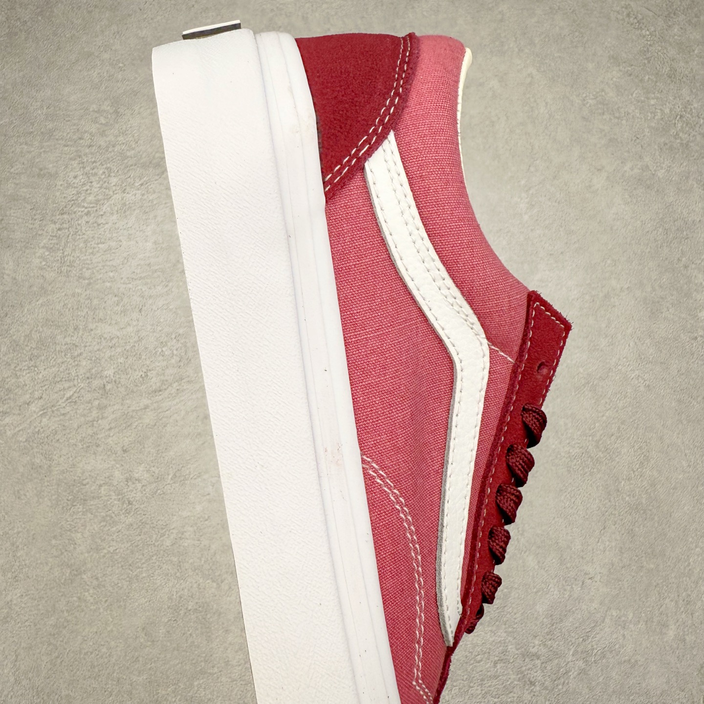 图片[6]-Vans Premium Old Skool 范斯官方 全新VPS高阶支线 继承了VANS VAULT OG以及 VANS 安纳海姆的复古属性 完善鞋身结构并提升脚感 从鞋型和贴合度方面重塑鞋款 可抽取活动鞋垫使脚感更舒适 货号：VN000D56ESM 檀木紫 货号：VN000D56ESK 白绿 尺码：35 36 36.5 37 38 38.5 39 40 40.5 41 42 42.5 43 44-选品中心