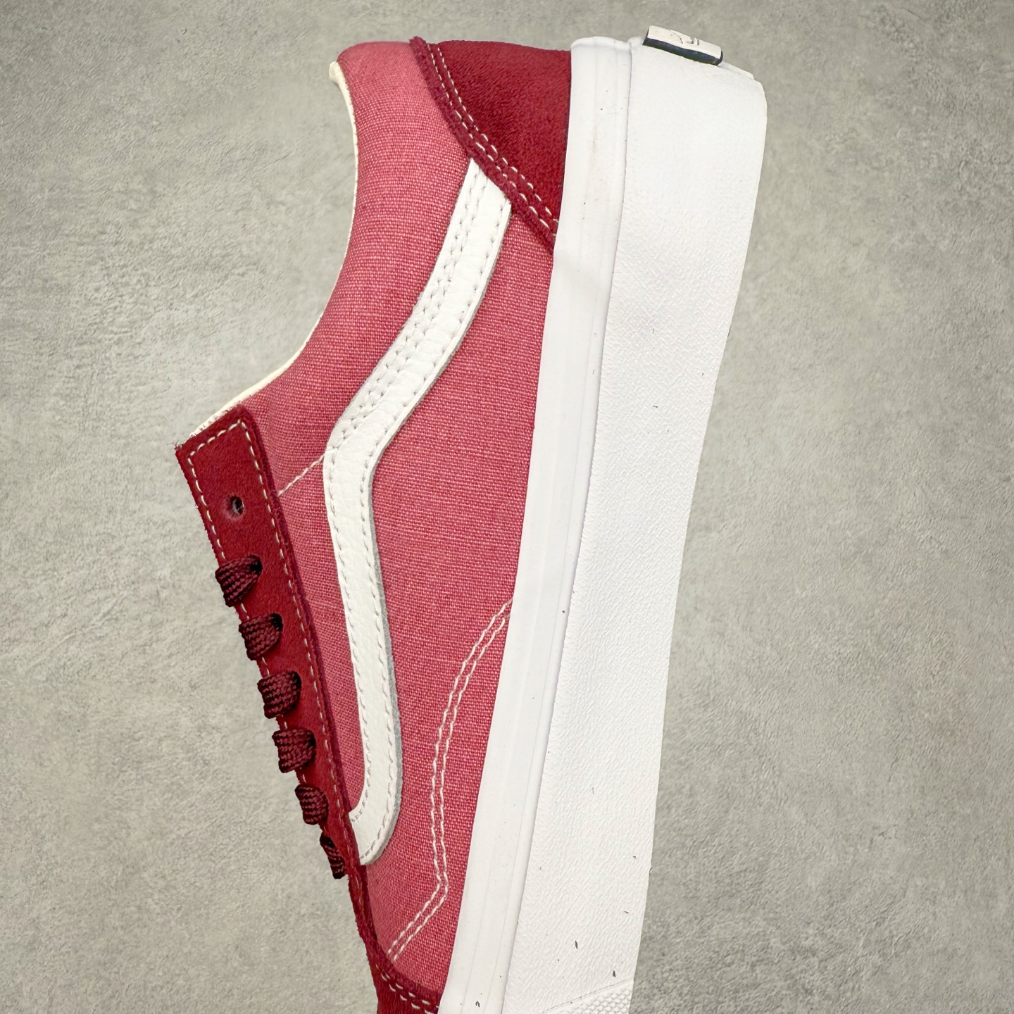 图片[7]-Vans Premium Old Skool 范斯官方 全新VPS高阶支线 继承了VANS VAULT OG以及 VANS 安纳海姆的复古属性 完善鞋身结构并提升脚感 从鞋型和贴合度方面重塑鞋款 可抽取活动鞋垫使脚感更舒适 货号：VN000D56ESM 檀木紫 货号：VN000D56ESK 白绿 尺码：35 36 36.5 37 38 38.5 39 40 40.5 41 42 42.5 43 44-选品中心