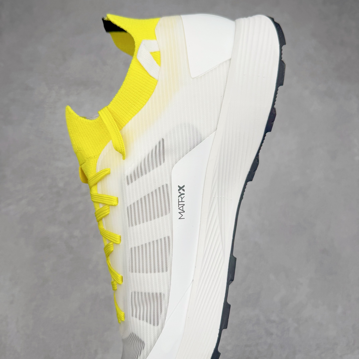 图片[7]-＃HP Arcteryx Norvan SL 3 始祖鸟时尚舒适防滑透气轻便低帮跑步鞋 Arcteryx中文名始祖鸟 加拿大户外服饰品牌 1989年创立于加拿大温哥华 始祖鸟来自加拿大海岸山脉 植根高山的专业户外品牌 始终秉承对精湛设计和工艺孜孜以求的准则 从1989年创立至今 Arcteryx始终不断在产品设计与做工上不惜工本 以满足始祖鸟的标准 品质、设计以及精简的理念造就了其良好的性能 并能满足严苛环境下的使用需求 尺码：40 41 42 43 44 45-选品中心