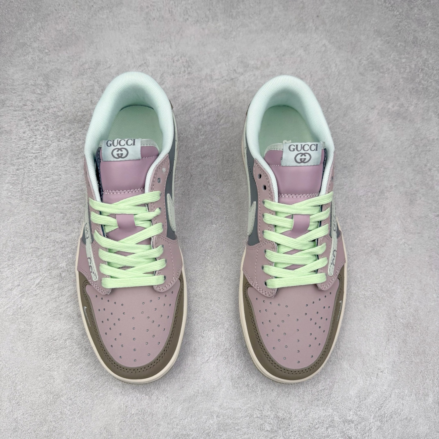 图片[2]-TS x Air Jordan AJ1 Low 倒钩低帮联名定制配色 XD0798-305 原厂内置气垫魔块 A模大底 头层小牛皮 鞋舌AJ原厂专用牛津布+AJ专用反口珍珠布+原厂无杂质高弹内里海棉+特殊封边弹力鞋带 实拍调校N版已经零色差零失真 百分百还原实物色彩所见即所得 不存在货不对板色差等低级问题 选购参考实物拍摄 不混卖不参货 只用心做好货严格选品 承诺混一赔十 尺码：36 36.5 37.5 38 38.5 39 40 40.5 41 42 42.5 43 44 44.5 45-选品中心