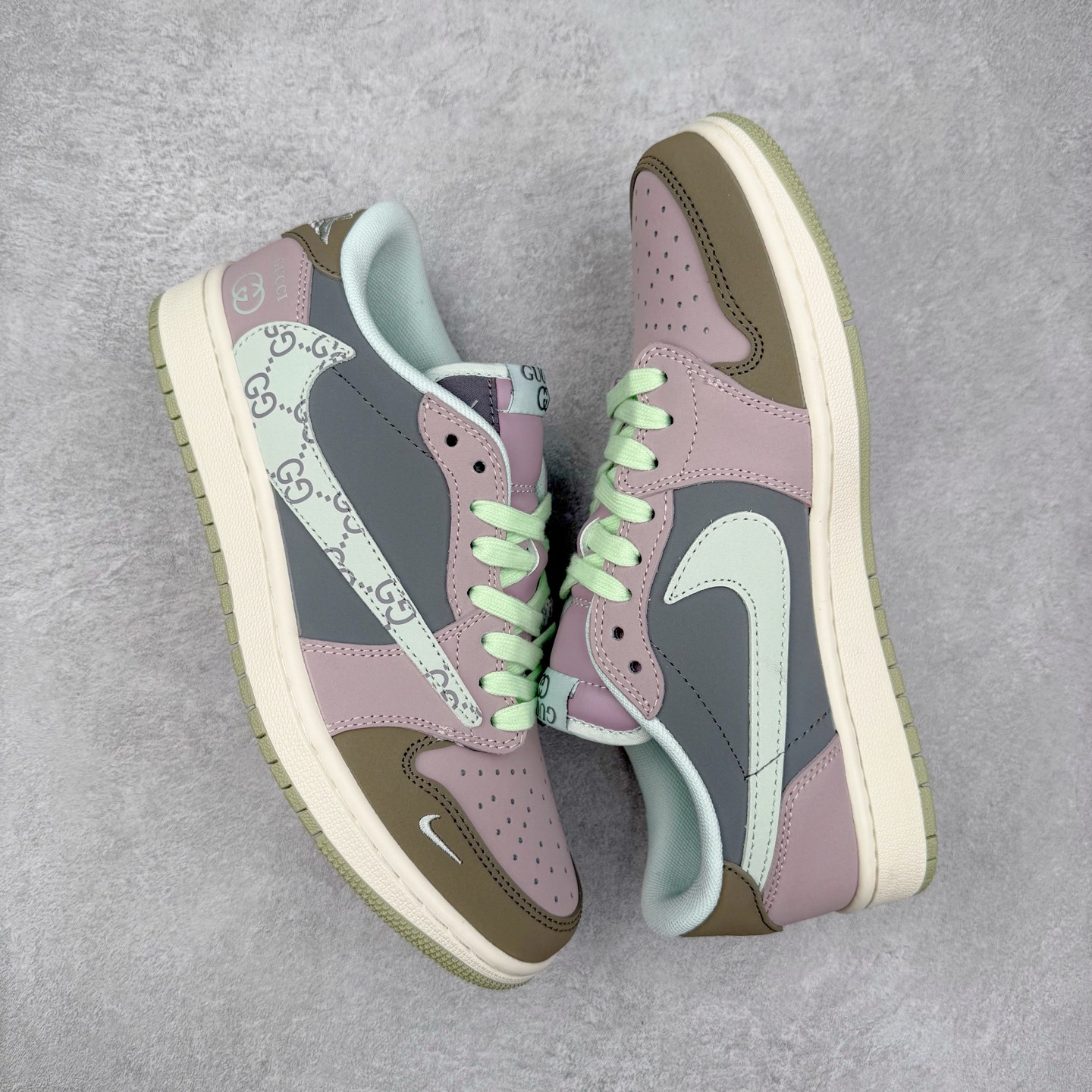 图片[3]-TS x Air Jordan AJ1 Low 倒钩低帮联名定制配色 XD0798-305 原厂内置气垫魔块 A模大底 头层小牛皮 鞋舌AJ原厂专用牛津布+AJ专用反口珍珠布+原厂无杂质高弹内里海棉+特殊封边弹力鞋带 实拍调校N版已经零色差零失真 百分百还原实物色彩所见即所得 不存在货不对板色差等低级问题 选购参考实物拍摄 不混卖不参货 只用心做好货严格选品 承诺混一赔十 尺码：36 36.5 37.5 38 38.5 39 40 40.5 41 42 42.5 43 44 44.5 45-选品中心