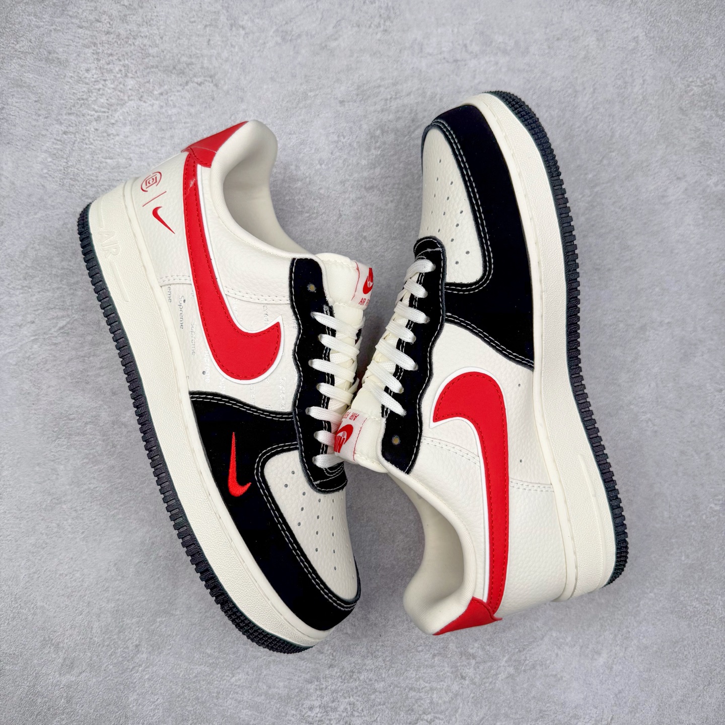 图片[3]-NK Air Force 1´07 Low 空军一号低帮百搭休闲运动板鞋 KK1688-001 柔软、弹性十足的缓震性能和出色的中底设计 横跨复古与现代的外型结合 造就出风靡全球 三十多年的Force 1 直到今天还深受青睐 实拍调校N版已经零色差零失真 百分百还原实物色彩所见即所得 不存在货不对板色差等低级问题 选购参考实物拍摄 不混卖不参货 只用心做好货严格选品 承诺混一赔十 尺码：36 36.5 37.5 38 38.5 39 40 40.5 41 42 42.5 43 44 44.5 45-选品中心