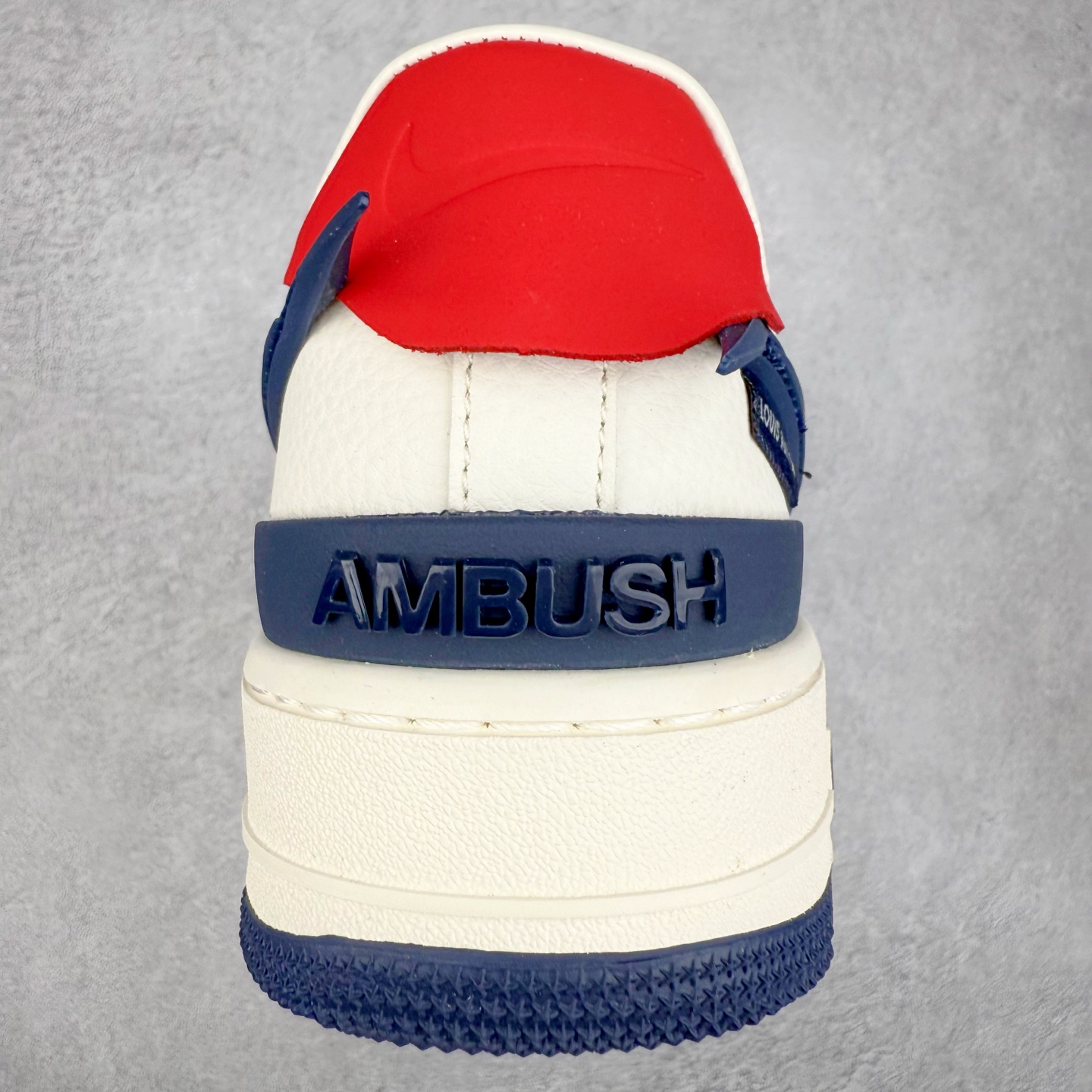 图片[8]-NK Air Force 1´07 Low 空军一号低帮百搭休闲运动板鞋 XS3464-575 柔软、弹性十足的缓震性能和出色的中底设计 横跨复古与现代的外型结合 造就出风靡全球 三十多年的Force 1 直到今天还深受青睐 实拍调校N版已经零色差零失真 百分百还原实物色彩所见即所得 不存在货不对板色差等低级问题 选购参考实物拍摄 不混卖不参货 只用心做好货严格选品 承诺混一赔十 尺码：36 36.5 37.5 38 38.5 39 40 40.5 41 42 42.5 43 44 44.5 45-选品中心