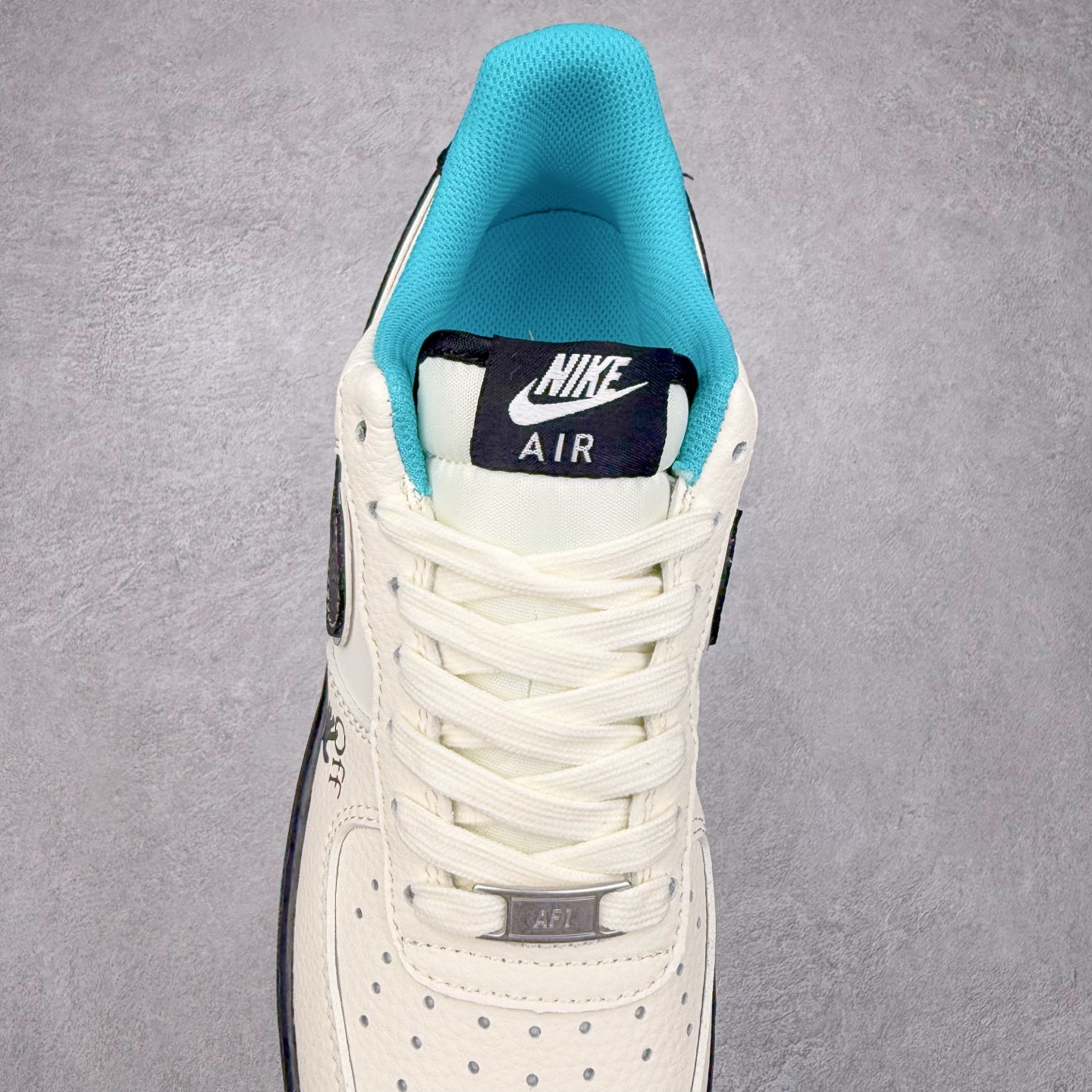 图片[5]-NK Air Force 1´07 Low 空军一号低帮百搭休闲运动板鞋 QW5836-003 柔软、弹性十足的缓震性能和出色的中底设计 横跨复古与现代的外型结合 造就出风靡全球 三十多年的Force 1 直到今天还深受青睐 实拍调校N版已经零色差零失真 百分百还原实物色彩所见即所得 不存在货不对板色差等低级问题 选购参考实物拍摄 不混卖不参货 只用心做好货严格选品 承诺混一赔十 尺码：36 36.5 37.5 38 38.5 39 40 40.5 41 42 42.5 43 44 44.5 45-选品中心