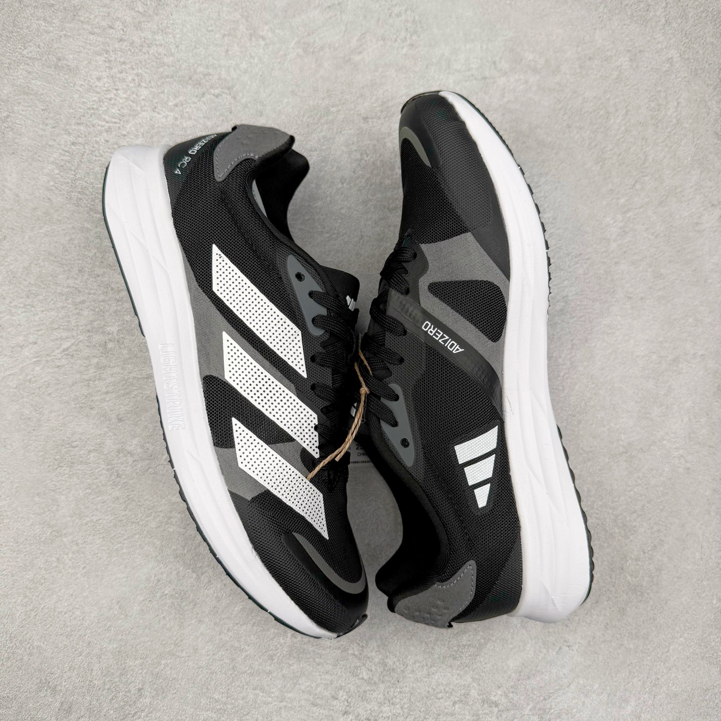 图片[3]-AD Duramo RC 4 M 轻量跑鞋公司级清风系列 复古网面透气跑步鞋 缓震透气 落地轻快高度回弹的脚感 落地稳定性出色 简约时尚的设计和配色 柔软舒适防滑耐磨 尺码：36 36.5 37.5 38 38.5 39 40 40.5 41 42 42.5 43 44 45 46-选品中心