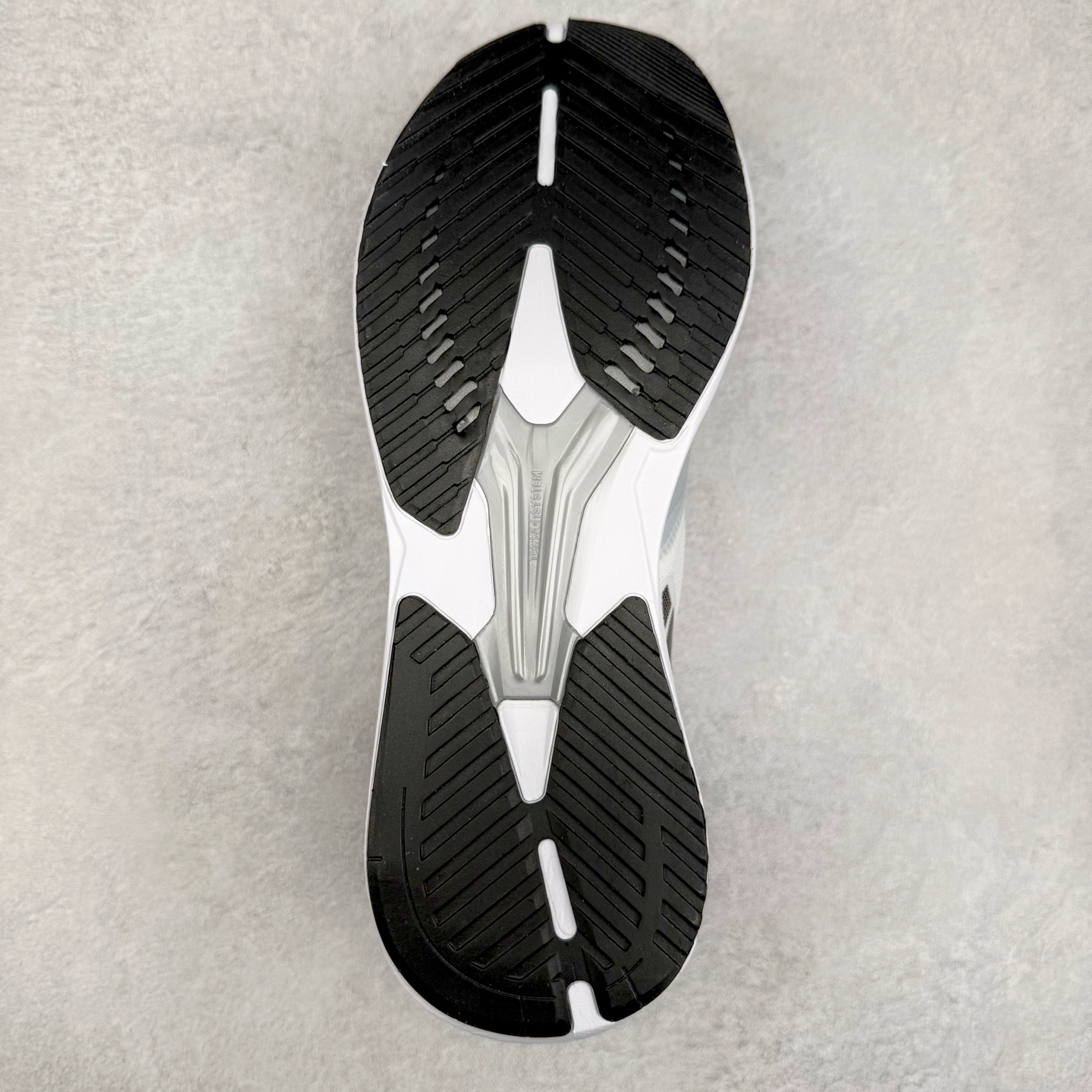 图片[9]-AD Duramo RC 4 M 轻量跑鞋公司级清风系列 复古网面透气跑步鞋 缓震透气 落地轻快高度回弹的脚感 落地稳定性出色 简约时尚的设计和配色 柔软舒适防滑耐磨 尺码：36 36.5 37.5 38 38.5 39 40 40.5 41 42 42.5 43 44 45 46-选品中心