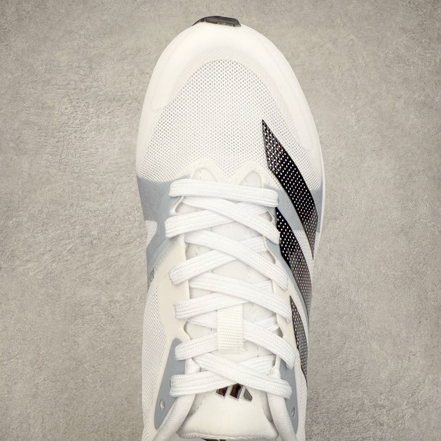 图片[4]-AD Duramo RC 4 M 轻量跑鞋公司级清风系列 复古网面透气跑步鞋 缓震透气 落地轻快高度回弹的脚感 落地稳定性出色 简约时尚的设计和配色 柔软舒适防滑耐磨 尺码：36 36.5 37.5 38 38.5 39 40 40.5 41 42 42.5 43 44 45 46-选品中心