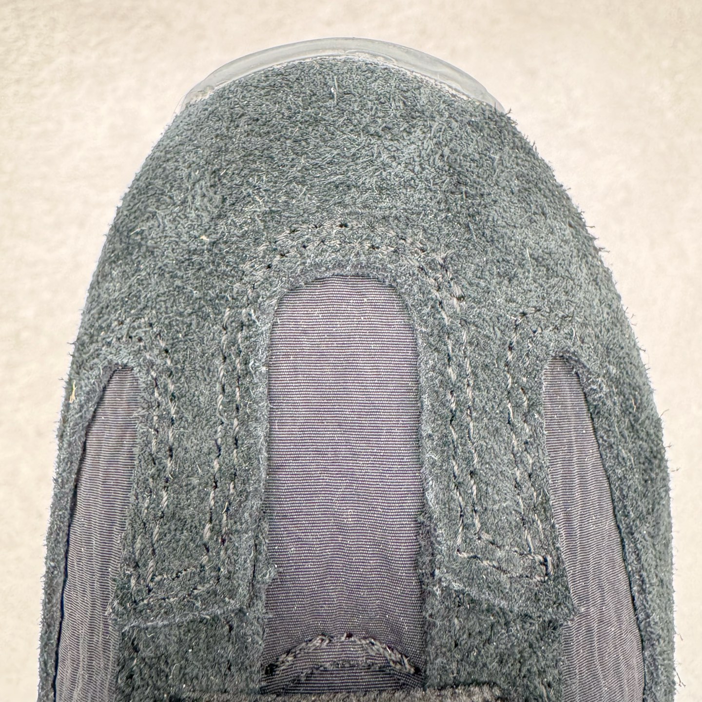 图片[16]-＃M纯原 New Balance U471AE NB新百伦织物牛剖层革春夏薄底鞋防滑耐磨平衡轻便低帮生活休闲鞋 原档数据独立私模大底 唯一正确三层组合大底 特高弹切片加持 百分百还原原鞋脚感 NB市场最强产物 防伪原标全套原楦原纸板原厂数据开发 全鞋电脑针车加持 原厂网布 原装进口头层翻毛皮料正确绒感卡色 正确中底拉帮中底网布细节 匠心打造 耗时两个月开发完成 工艺极其复杂难度可想而知 高端零售专供产物 尺码：36 37 37.5 38 38.5 39.5 40 40.5 41.5 42 42.5 43 44 44.5 45 45.5 46.5 47-选品中心