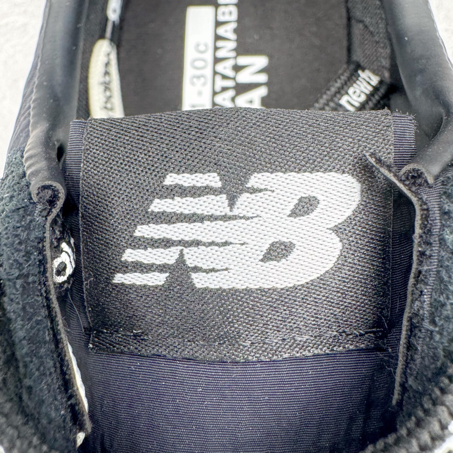 图片[14]-＃M纯原 New Balance U471AE NB新百伦织物牛剖层革春夏薄底鞋防滑耐磨平衡轻便低帮生活休闲鞋 原档数据独立私模大底 唯一正确三层组合大底 特高弹切片加持 百分百还原原鞋脚感 NB市场最强产物 防伪原标全套原楦原纸板原厂数据开发 全鞋电脑针车加持 原厂网布 原装进口头层翻毛皮料正确绒感卡色 正确中底拉帮中底网布细节 匠心打造 耗时两个月开发完成 工艺极其复杂难度可想而知 高端零售专供产物 尺码：36 37 37.5 38 38.5 39.5 40 40.5 41.5 42 42.5 43 44 44.5 45 45.5 46.5 47-选品中心
