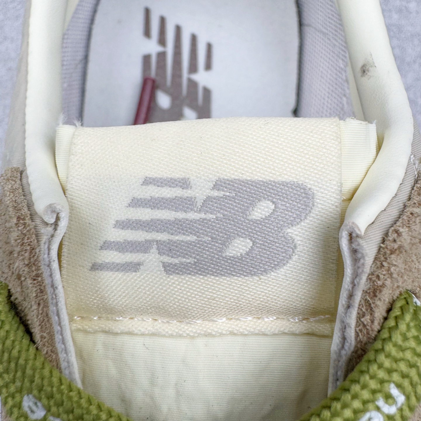 图片[13]-＃M纯原 New Balance U471AI NB新百伦织物牛剖层革春夏薄底鞋防滑耐磨平衡轻便低帮生活休闲鞋 原档数据独立私模大底 唯一正确三层组合大底 特高弹切片加持 百分百还原原鞋脚感 NB市场最强产物 防伪原标全套原楦原纸板原厂数据开发 全鞋电脑针车加持 原厂网布 原装进口头层翻毛皮料正确绒感卡色 正确中底拉帮中底网布细节 匠心打造 耗时两个月开发完成 工艺极其复杂难度可想而知 高端零售专供产物 尺码：36 37 37.5 38 38.5 39.5 40 40.5 41.5 42 42.5 43 44 44.5 45 45.5 46.5 47-选品中心