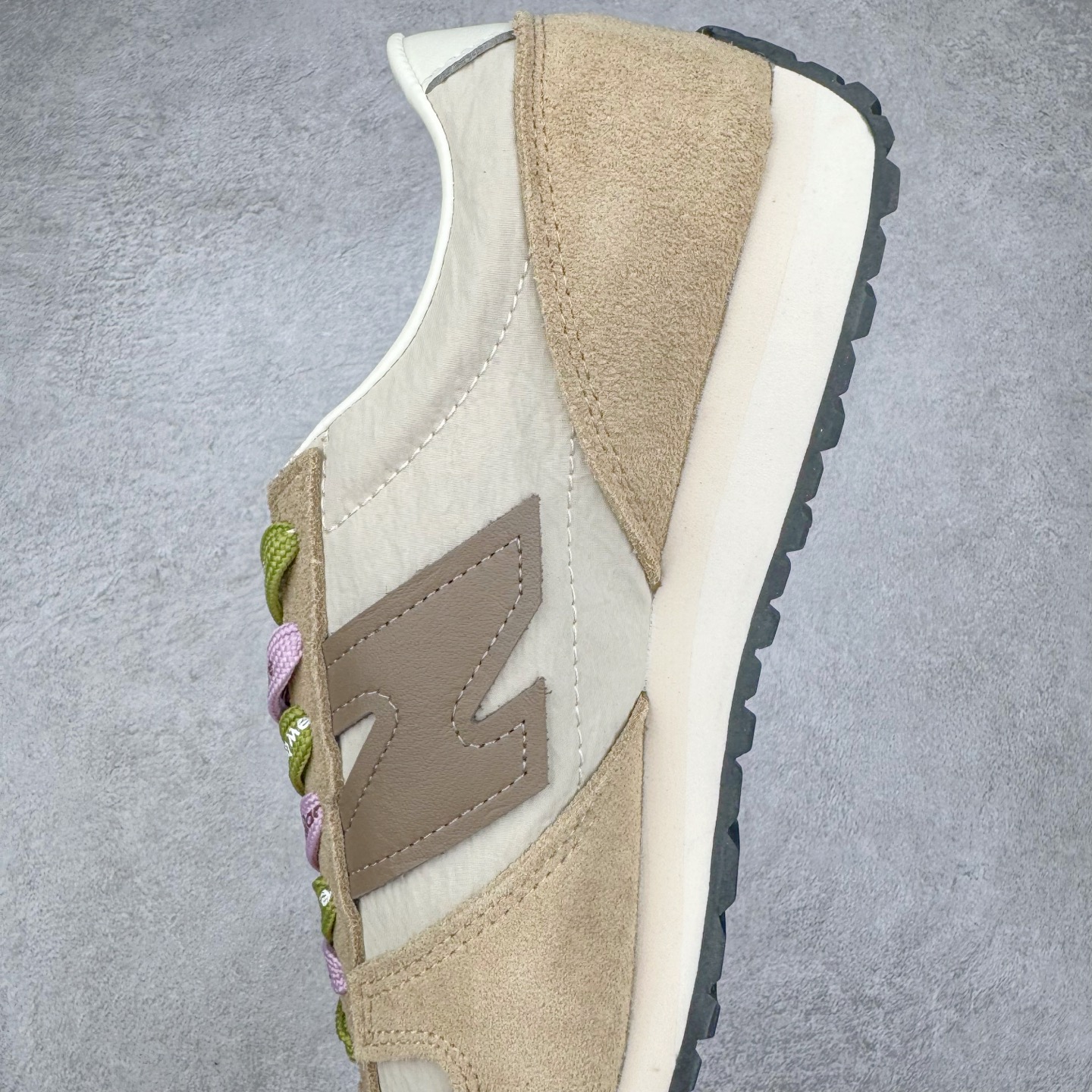 图片[7]-＃M纯原 New Balance U471AI NB新百伦织物牛剖层革春夏薄底鞋防滑耐磨平衡轻便低帮生活休闲鞋 原档数据独立私模大底 唯一正确三层组合大底 特高弹切片加持 百分百还原原鞋脚感 NB市场最强产物 防伪原标全套原楦原纸板原厂数据开发 全鞋电脑针车加持 原厂网布 原装进口头层翻毛皮料正确绒感卡色 正确中底拉帮中底网布细节 匠心打造 耗时两个月开发完成 工艺极其复杂难度可想而知 高端零售专供产物 尺码：36 37 37.5 38 38.5 39.5 40 40.5 41.5 42 42.5 43 44 44.5 45 45.5 46.5 47-选品中心