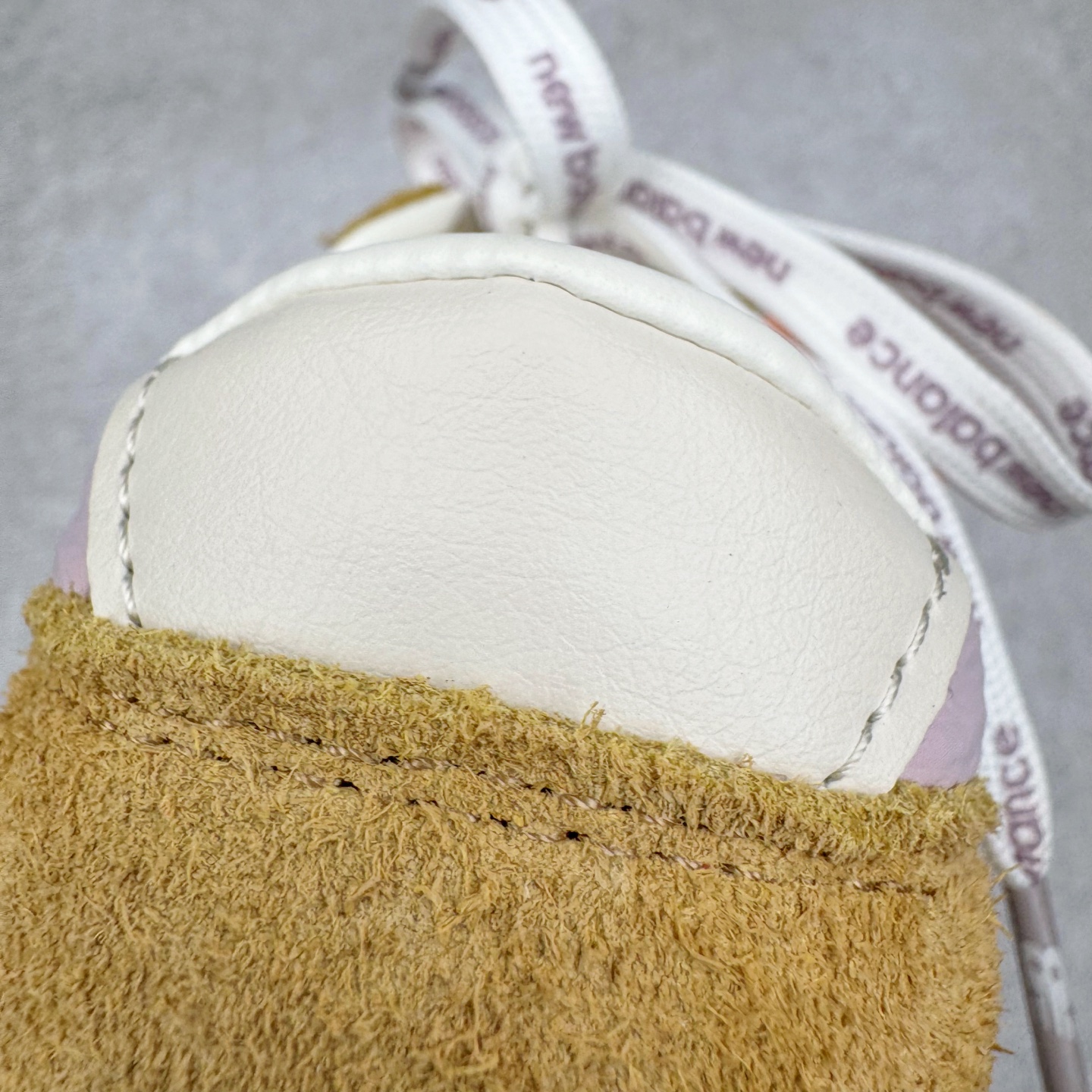 图片[16]-＃M纯原 New Balance U471AC NB新百伦织物牛剖层革春夏薄底鞋防滑耐磨平衡轻便低帮生活休闲鞋 原档数据独立私模大底 唯一正确三层组合大底 特高弹切片加持 百分百还原原鞋脚感 NB市场最强产物 防伪原标全套原楦原纸板原厂数据开发 全鞋电脑针车加持 原厂网布 原装进口头层翻毛皮料正确绒感卡色 正确中底拉帮中底网布细节 匠心打造 耗时两个月开发完成 工艺极其复杂难度可想而知 高端零售专供产物 尺码：36 37 37.5 38 38.5 39.5 40 40.5 41.5 42 42.5 43 44 44.5 45 45.5 46.5 47-选品中心