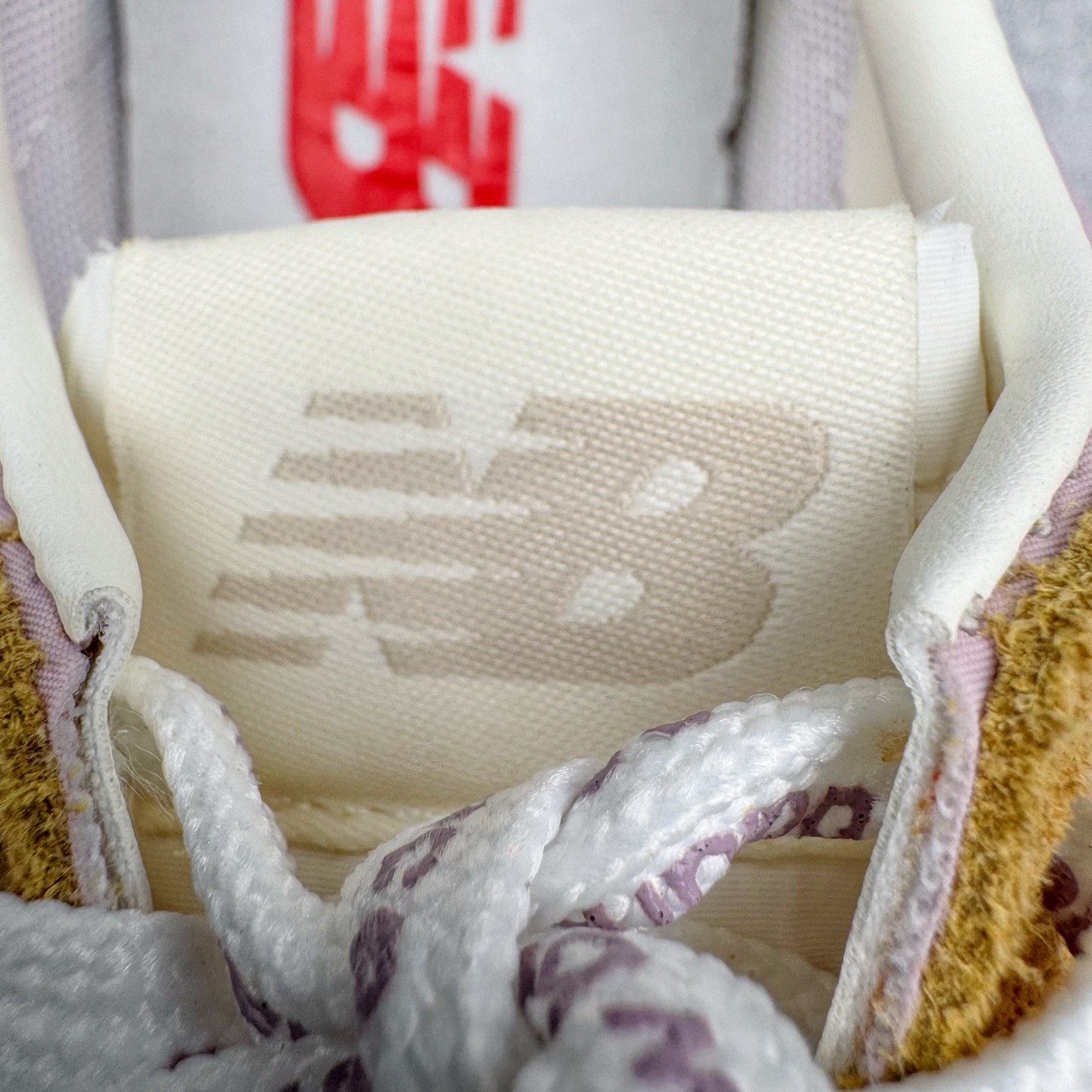 图片[13]-＃M纯原 New Balance U471AC NB新百伦织物牛剖层革春夏薄底鞋防滑耐磨平衡轻便低帮生活休闲鞋 原档数据独立私模大底 唯一正确三层组合大底 特高弹切片加持 百分百还原原鞋脚感 NB市场最强产物 防伪原标全套原楦原纸板原厂数据开发 全鞋电脑针车加持 原厂网布 原装进口头层翻毛皮料正确绒感卡色 正确中底拉帮中底网布细节 匠心打造 耗时两个月开发完成 工艺极其复杂难度可想而知 高端零售专供产物 尺码：36 37 37.5 38 38.5 39.5 40 40.5 41.5 42 42.5 43 44 44.5 45 45.5 46.5 47-选品中心