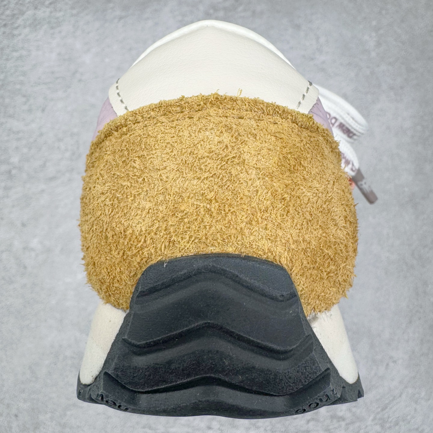 图片[8]-＃M纯原 New Balance U471AC NB新百伦织物牛剖层革春夏薄底鞋防滑耐磨平衡轻便低帮生活休闲鞋 原档数据独立私模大底 唯一正确三层组合大底 特高弹切片加持 百分百还原原鞋脚感 NB市场最强产物 防伪原标全套原楦原纸板原厂数据开发 全鞋电脑针车加持 原厂网布 原装进口头层翻毛皮料正确绒感卡色 正确中底拉帮中底网布细节 匠心打造 耗时两个月开发完成 工艺极其复杂难度可想而知 高端零售专供产物 尺码：36 37 37.5 38 38.5 39.5 40 40.5 41.5 42 42.5 43 44 44.5 45 45.5 46.5 47-选品中心