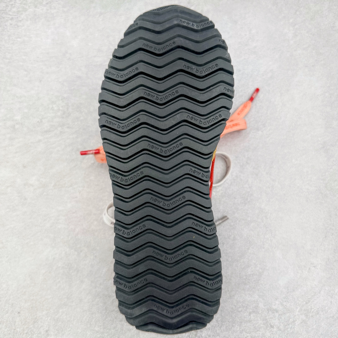 图片[9]-＃M纯原 New Balance U471AC NB新百伦织物牛剖层革春夏薄底鞋防滑耐磨平衡轻便低帮生活休闲鞋 原档数据独立私模大底 唯一正确三层组合大底 特高弹切片加持 百分百还原原鞋脚感 NB市场最强产物 防伪原标全套原楦原纸板原厂数据开发 全鞋电脑针车加持 原厂网布 原装进口头层翻毛皮料正确绒感卡色 正确中底拉帮中底网布细节 匠心打造 耗时两个月开发完成 工艺极其复杂难度可想而知 高端零售专供产物 尺码：36 37 37.5 38 38.5 39.5 40 40.5 41.5 42 42.5 43 44 44.5 45 45.5 46.5 47-选品中心