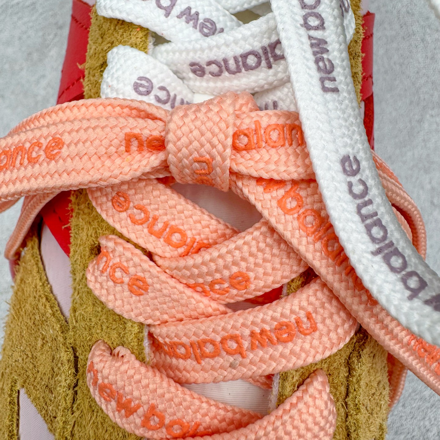 图片[14]-＃M纯原 New Balance U471AC NB新百伦织物牛剖层革春夏薄底鞋防滑耐磨平衡轻便低帮生活休闲鞋 原档数据独立私模大底 唯一正确三层组合大底 特高弹切片加持 百分百还原原鞋脚感 NB市场最强产物 防伪原标全套原楦原纸板原厂数据开发 全鞋电脑针车加持 原厂网布 原装进口头层翻毛皮料正确绒感卡色 正确中底拉帮中底网布细节 匠心打造 耗时两个月开发完成 工艺极其复杂难度可想而知 高端零售专供产物 尺码：36 37 37.5 38 38.5 39.5 40 40.5 41.5 42 42.5 43 44 44.5 45 45.5 46.5 47-选品中心