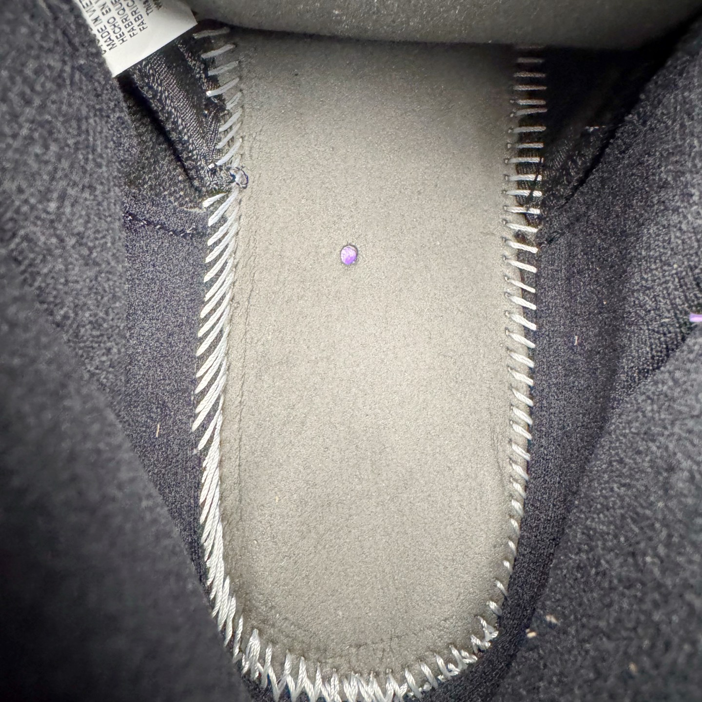 图片[10]-＃NC版 Air Jordan AJ11 Retro 黑紫 CT8012-500 原楦原档案数据开模打造 原厂中底拉帮钢印 原厂漆皮 防冻不开裂 头层皮料 原装鞋撑 水晶大底正确色度色泽 原楦原数据刺绣 原厂车缝走线及对位 毫厘不差 飞人logo采用原数据电脑刺绣 原装正品碳纤维真实碳板 增强抗扭 原内标 原盒标 正确官方原盒 原厂防氧化水晶外底 原厂配套厂全掌solo气垫 尺码：40 40.5 41 42 42.5 43 44 44.5 45 46 47.5-选品中心