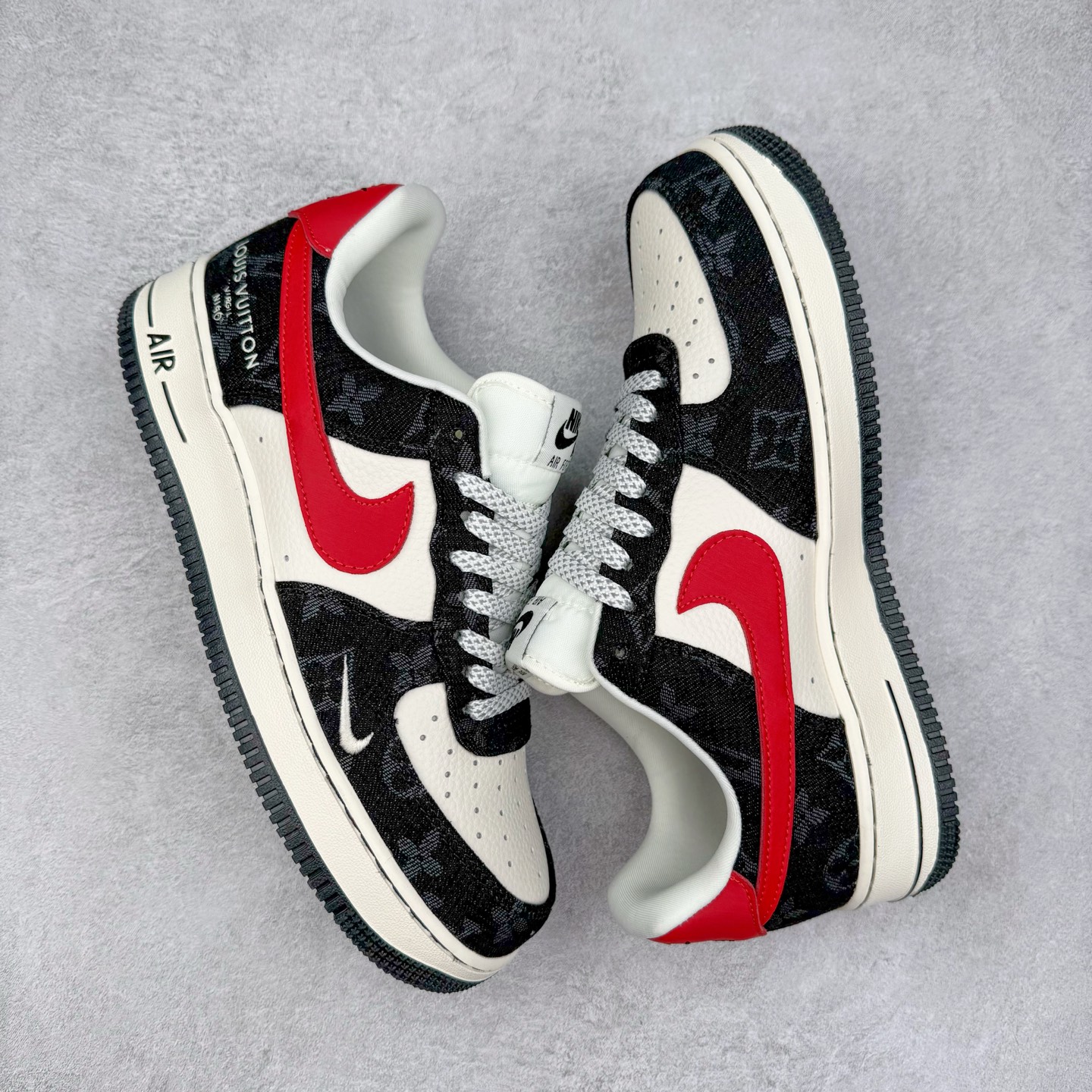 图片[3]-NK Air Force 1´07 Low 空军一号低帮百搭休闲运动板鞋 ZD1988-002 柔软、弹性十足的缓震性能和出色的中底设计 横跨复古与现代的外型结合 造就出风靡全球 三十多年的Force 1 直到今天还深受青睐 实拍调校N版已经零色差零失真 百分百还原实物色彩所见即所得 不存在货不对板色差等低级问题 选购参考实物拍摄 不混卖不参货 只用心做好货严格选品 承诺混一赔十 尺码：36 36.5 37.5 38 38.5 39 40 40.5 41 42 42.5 43 44 44.5 45-选品中心