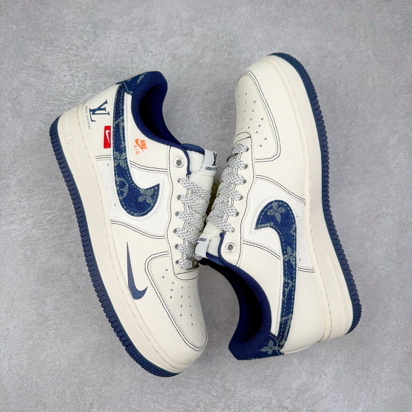 图片[3]-NK Air Force 1´07 Low 空军一号低帮百搭休闲运动板鞋 YX5066-345 柔软、弹性十足的缓震性能和出色的中底设计 横跨复古与现代的外型结合 造就出风靡全球 三十多年的Force 1 直到今天还深受青睐 实拍调校N版已经零色差零失真 百分百还原实物色彩所见即所得 不存在货不对板色差等低级问题 选购参考实物拍摄 不混卖不参货 只用心做好货严格选品 承诺混一赔十 尺码：36 36.5 37.5 38 38.5 39 40 40.5 41 42 42.5 43 44 44.5 45-选品中心