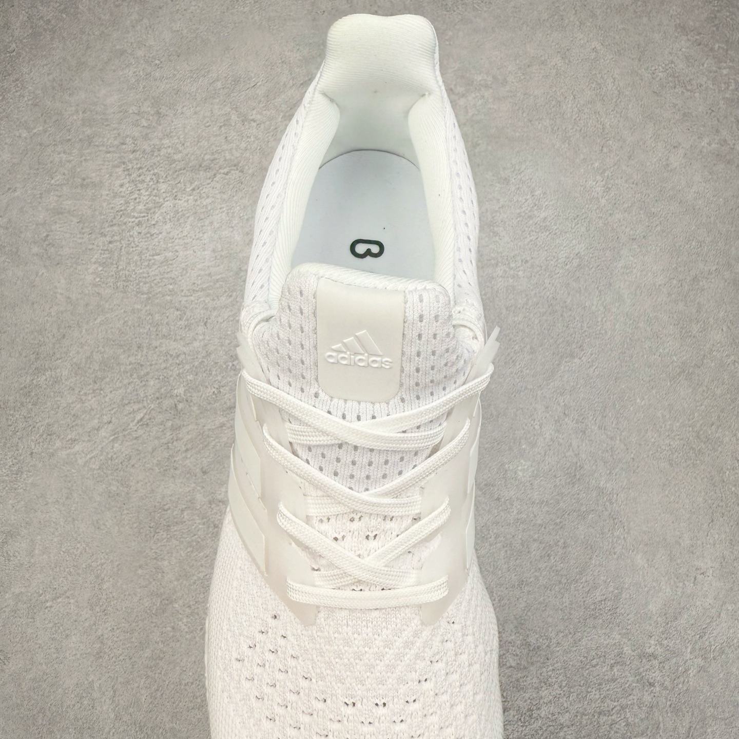 图片[5]-AD Ultra Boost UB1.0 初代系列低帮袜套式针织透气缓震休闲运动慢跑鞋 HQ4202 超强Boost缓震 搭配马牌橡胶大底 满足日常出行跑步健身需求 Primeknit鞋面材料采用羊毛沙线 舒适柔软 爆米花颗粒饱满 弹性十足 鞋底前后10mm的标准高度差 使两头上翘的弧形鞋底结构更加完美 尺码：36 36.5 37 38 38.5 39 40 40.5 41 42 42.5 43 44 44.5 45 46-选品中心