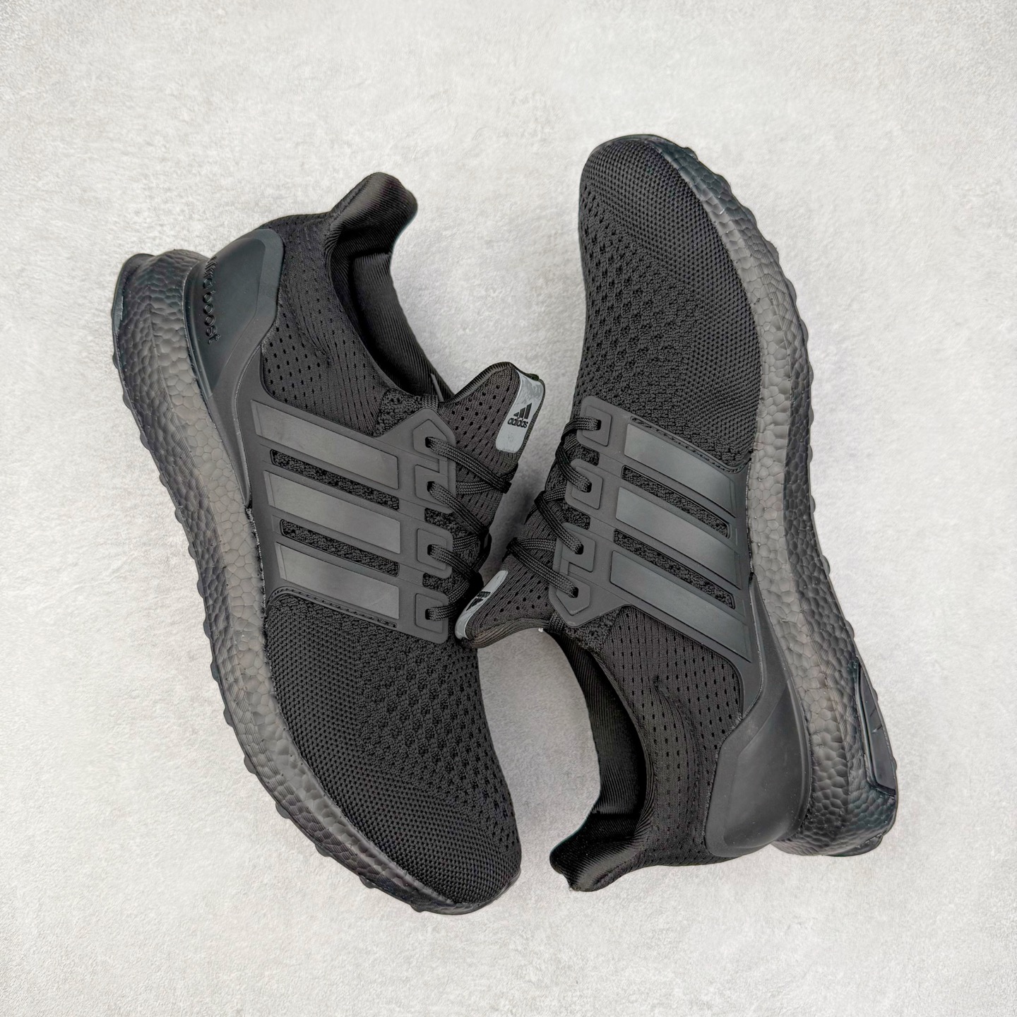 图片[3]-AD Ultra Boost UB1.0 初代系列低帮袜套式针织透气缓震休闲运动慢跑鞋 HQ4199 超强Boost缓震 搭配马牌橡胶大底 满足日常出行跑步健身需求 Primeknit鞋面材料采用羊毛沙线 舒适柔软 爆米花颗粒饱满 弹性十足 鞋底前后10mm的标准高度差 使两头上翘的弧形鞋底结构更加完美 尺码：36 36.5 37 38 38.5 39 40 40.5 41 42 42.5 43 44 44.5 45 46-选品中心