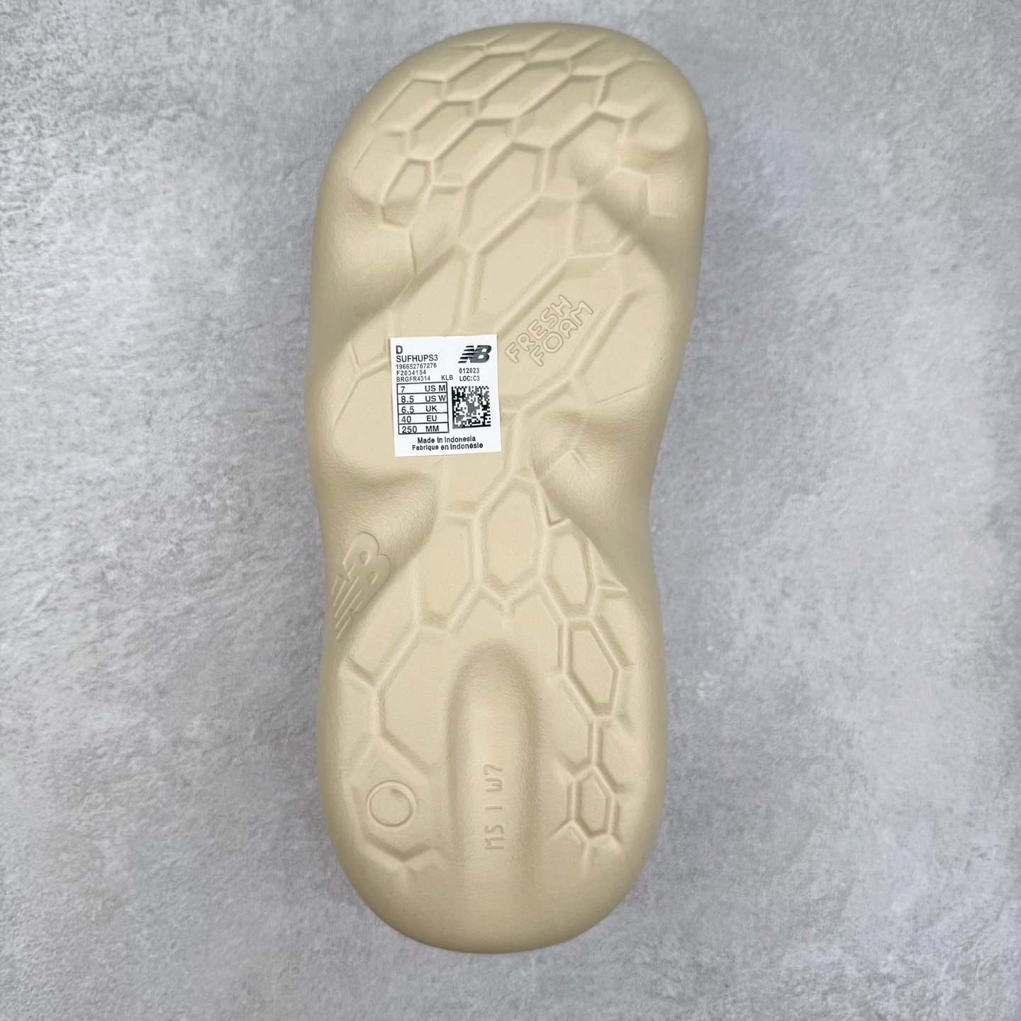 图片[9]-New Balance NB Fresh Foam MRSHN Slide \\\”Cream\\\” 耐磨 一字拖鞋 实拍调校N版已经零色差零失真 百分百还原实物色彩所见即所得 不存在货不对板色差等低级问题 选购参考实物拍摄 不混卖不参货 只用心做好货严格选品 承诺混一赔十 尺码：36 36.5 37.5 38 38.5 39 40 40.5 41 42 42.5 43 44 44.5 45-选品中心