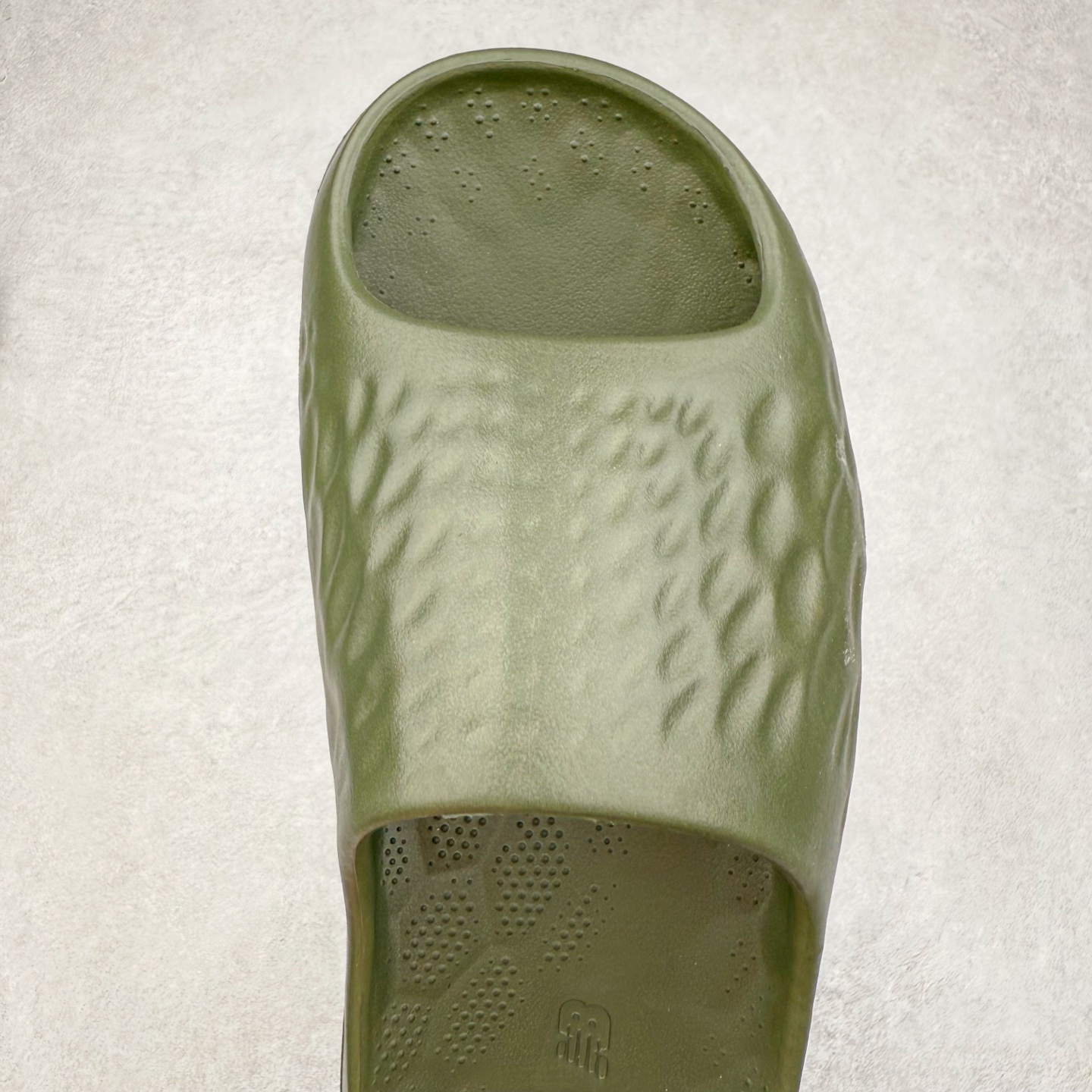 图片[4]-New Balance NB Fresh Foam MRSHN Slide \\\”Cream\\\” 耐磨 一字拖鞋 实拍调校N版已经零色差零失真 百分百还原实物色彩所见即所得 不存在货不对板色差等低级问题 选购参考实物拍摄 不混卖不参货 只用心做好货严格选品 承诺混一赔十 尺码：36 36.5 37.5 38 38.5 39 40 40.5 41 42 42.5 43 44 44.5 45-选品中心