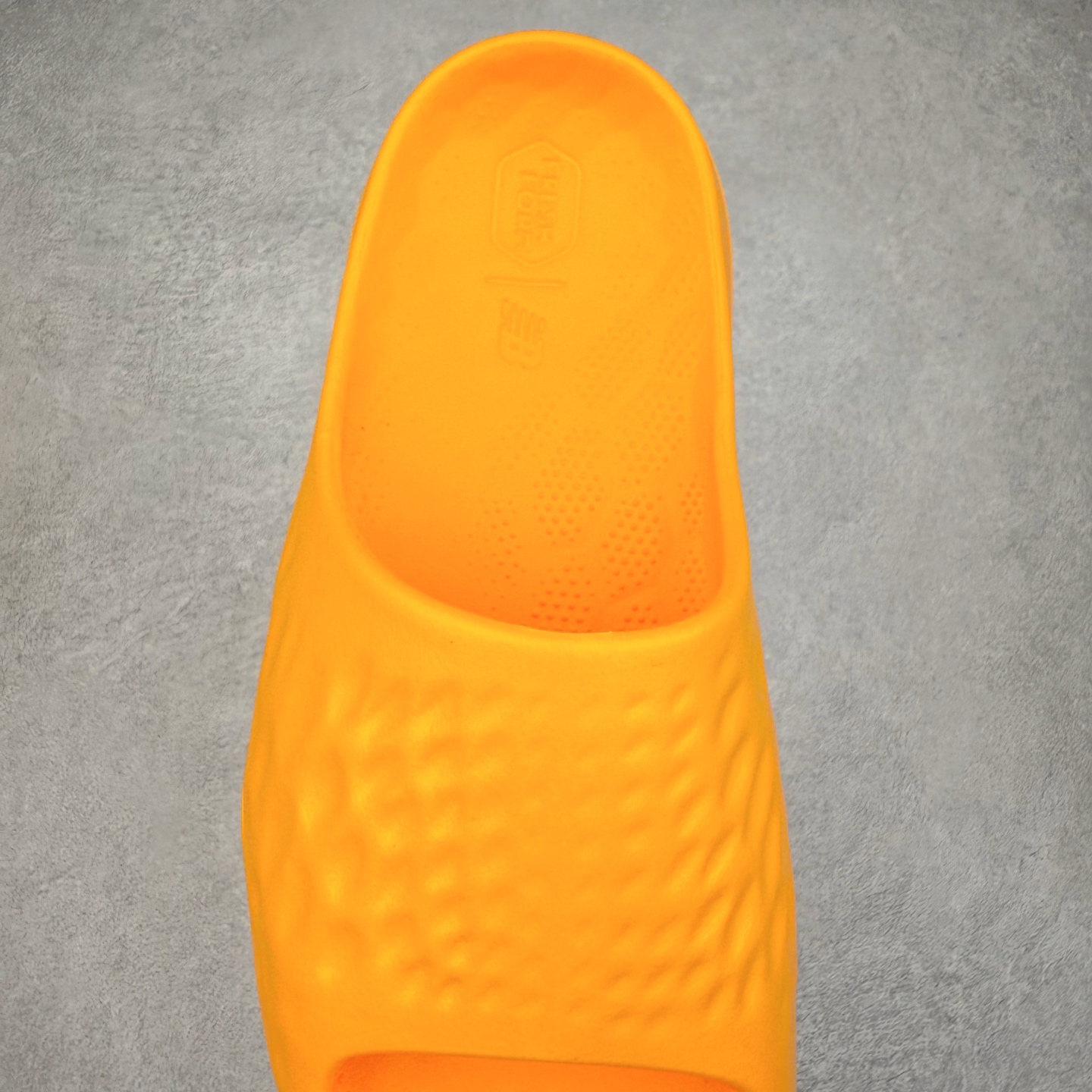 图片[5]-New Balance NB Fresh Foam MRSHN Slide \\\”Cream\\\” 耐磨 一字拖鞋 实拍调校N版已经零色差零失真 百分百还原实物色彩所见即所得 不存在货不对板色差等低级问题 选购参考实物拍摄 不混卖不参货 只用心做好货严格选品 承诺混一赔十 尺码：36 36.5 37.5 38 38.5 39 40 40.5 41 42 42.5 43 44 44.5 45-选品中心