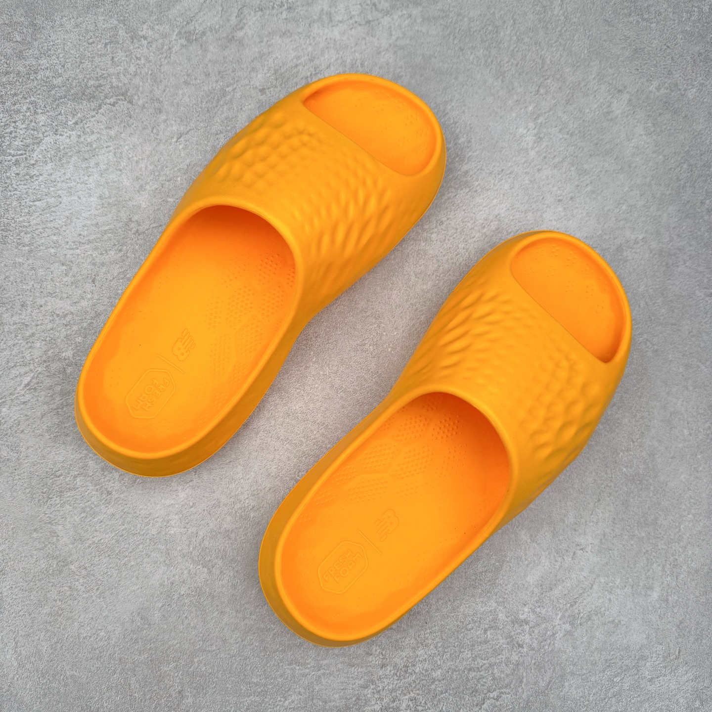 图片[3]-New Balance NB Fresh Foam MRSHN Slide \\\”Cream\\\” 耐磨 一字拖鞋 实拍调校N版已经零色差零失真 百分百还原实物色彩所见即所得 不存在货不对板色差等低级问题 选购参考实物拍摄 不混卖不参货 只用心做好货严格选品 承诺混一赔十 尺码：36 36.5 37.5 38 38.5 39 40 40.5 41 42 42.5 43 44 44.5 45-选品中心