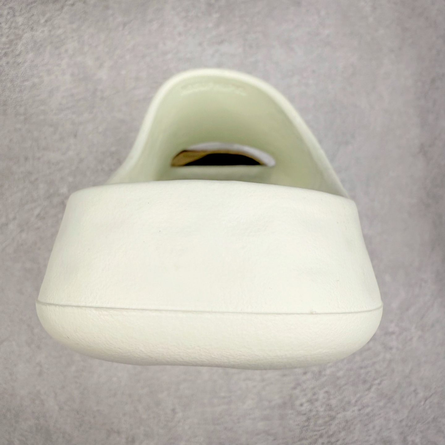 图片[8]-New Balance NB Fresh Foam MRSHN Slide \\\”Cream\\\” 耐磨 一字拖鞋 实拍调校N版已经零色差零失真 百分百还原实物色彩所见即所得 不存在货不对板色差等低级问题 选购参考实物拍摄 不混卖不参货 只用心做好货严格选品 承诺混一赔十 尺码：36 36.5 37.5 38 38.5 39 40 40.5 41 42 42.5 43 44 44.5 45-选品中心