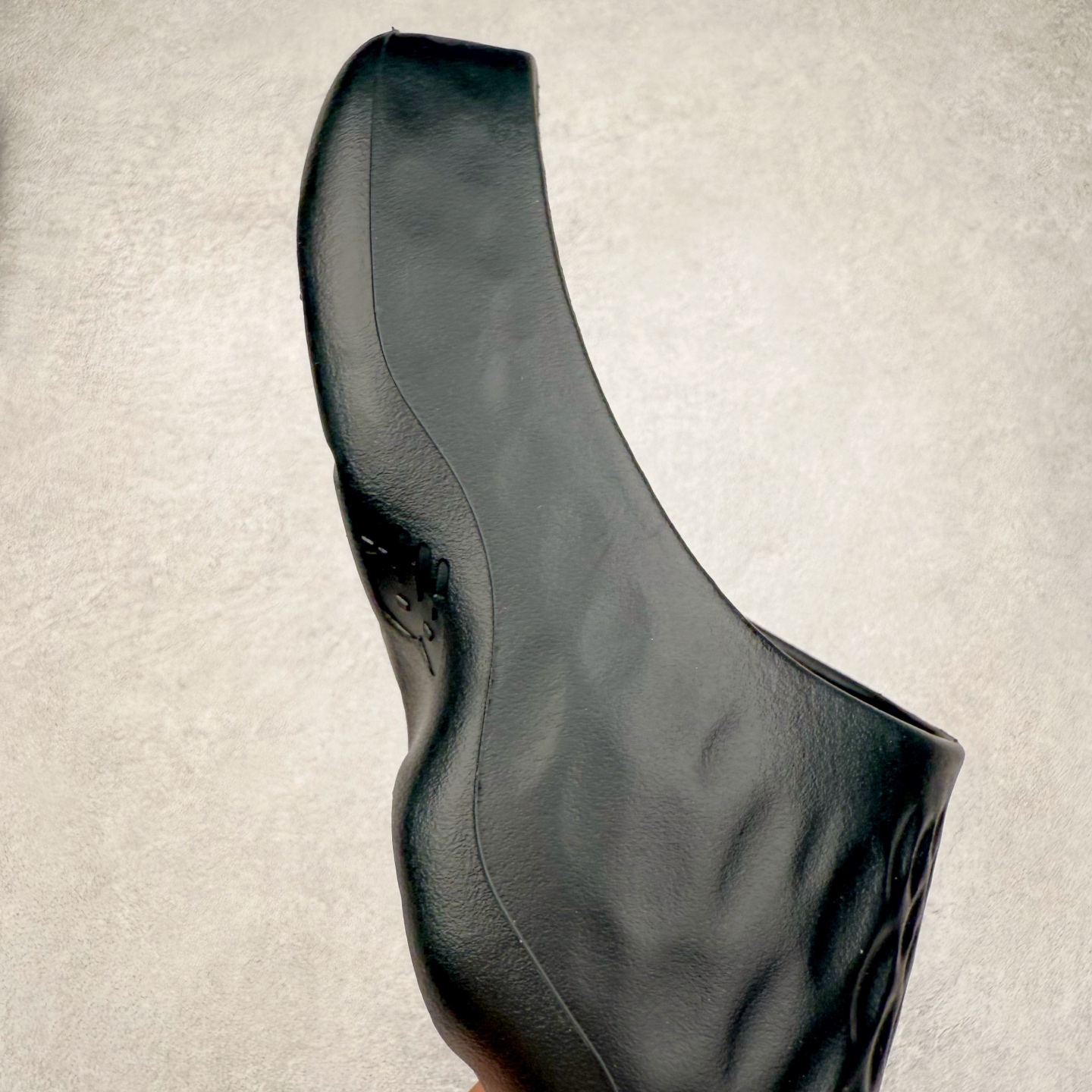 图片[6]-New Balance NB Fresh Foam MRSHN Slide \\\”Cream\\\” 耐磨 一字拖鞋 实拍调校N版已经零色差零失真 百分百还原实物色彩所见即所得 不存在货不对板色差等低级问题 选购参考实物拍摄 不混卖不参货 只用心做好货严格选品 承诺混一赔十 尺码：36 36.5 37.5 38 38.5 39 40 40.5 41 42 42.5 43 44 44.5 45-选品中心