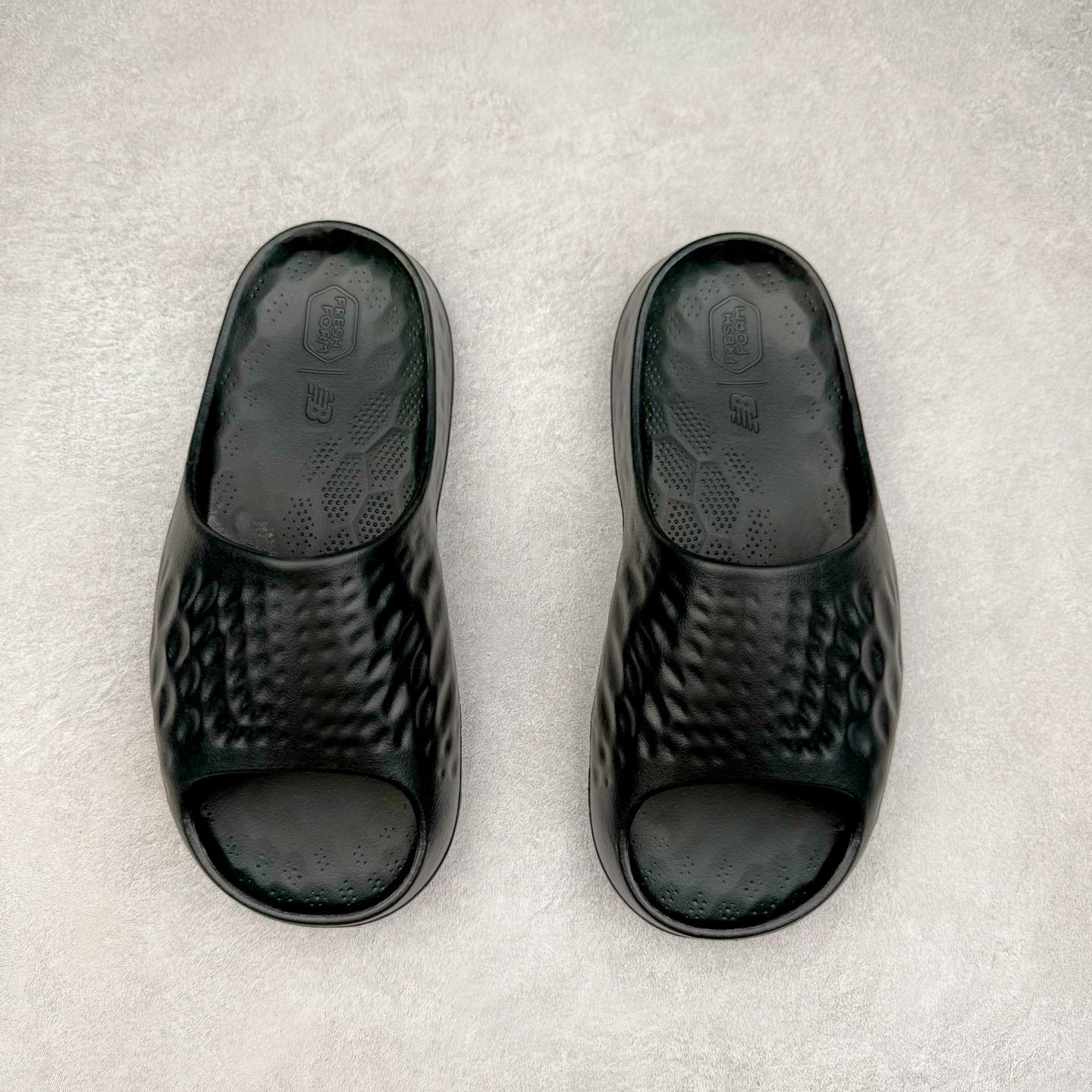 图片[2]-New Balance NB Fresh Foam MRSHN Slide \\\”Cream\\\” 耐磨 一字拖鞋 实拍调校N版已经零色差零失真 百分百还原实物色彩所见即所得 不存在货不对板色差等低级问题 选购参考实物拍摄 不混卖不参货 只用心做好货严格选品 承诺混一赔十 尺码：36 36.5 37.5 38 38.5 39 40 40.5 41 42 42.5 43 44 44.5 45-选品中心