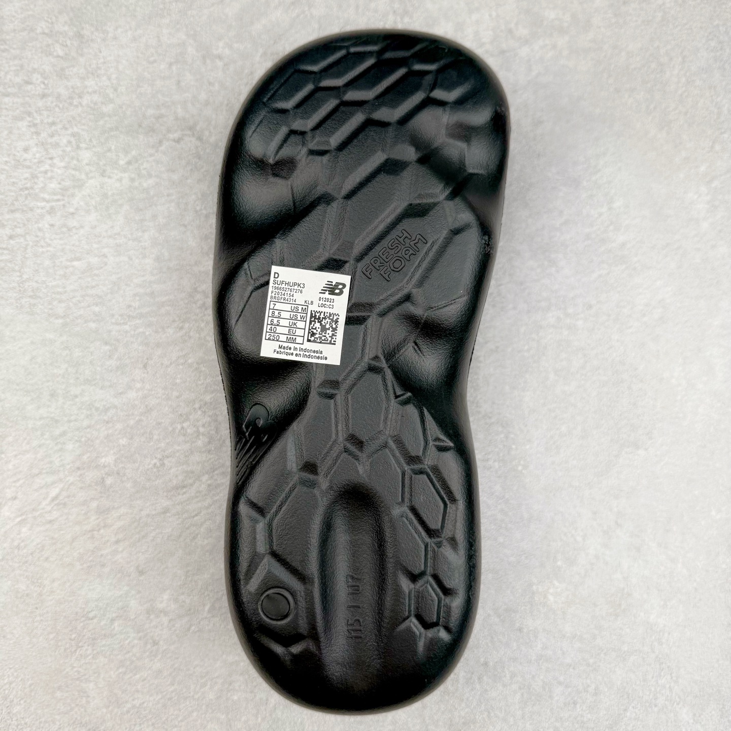 图片[9]-New Balance NB Fresh Foam MRSHN Slide \\\”Cream\\\” 耐磨 一字拖鞋 实拍调校N版已经零色差零失真 百分百还原实物色彩所见即所得 不存在货不对板色差等低级问题 选购参考实物拍摄 不混卖不参货 只用心做好货严格选品 承诺混一赔十 尺码：36 36.5 37.5 38 38.5 39 40 40.5 41 42 42.5 43 44 44.5 45-选品中心