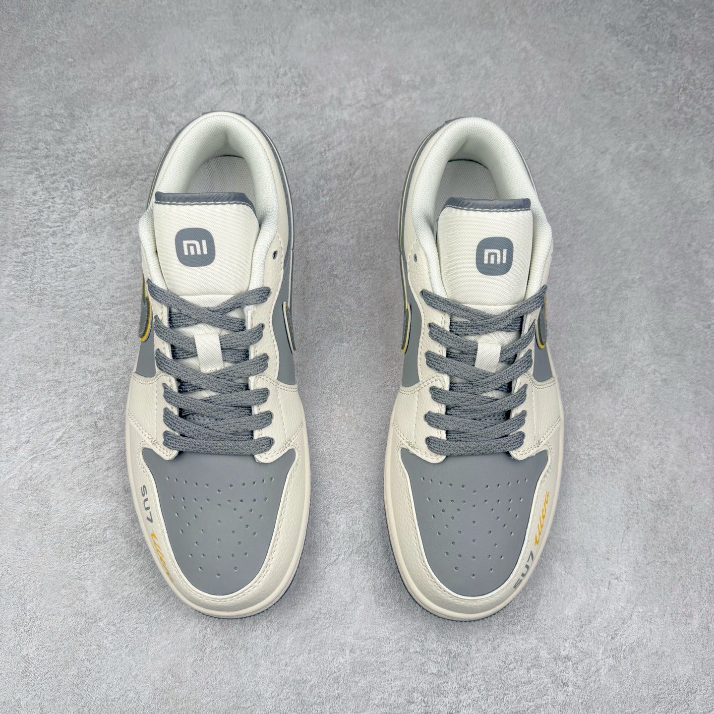 图片[2]-TS x Air Jordan AJ1 Low 倒钩低帮联名定制配色 XX3168-119 原厂内置气垫魔块 A模大底 头层小牛皮 鞋舌AJ原厂专用牛津布+AJ专用反口珍珠布+原厂无杂质高弹内里海棉+特殊封边弹力鞋带 实拍调校N版已经零色差零失真 百分百还原实物色彩所见即所得 不存在货不对板色差等低级问题 选购参考实物拍摄 不混卖不参货 只用心做好货严格选品 承诺混一赔十 尺码：36 36.5 37.5 38 38.5 39 40 40.5 41 42 42.5 43 44 44.5 45-选品中心