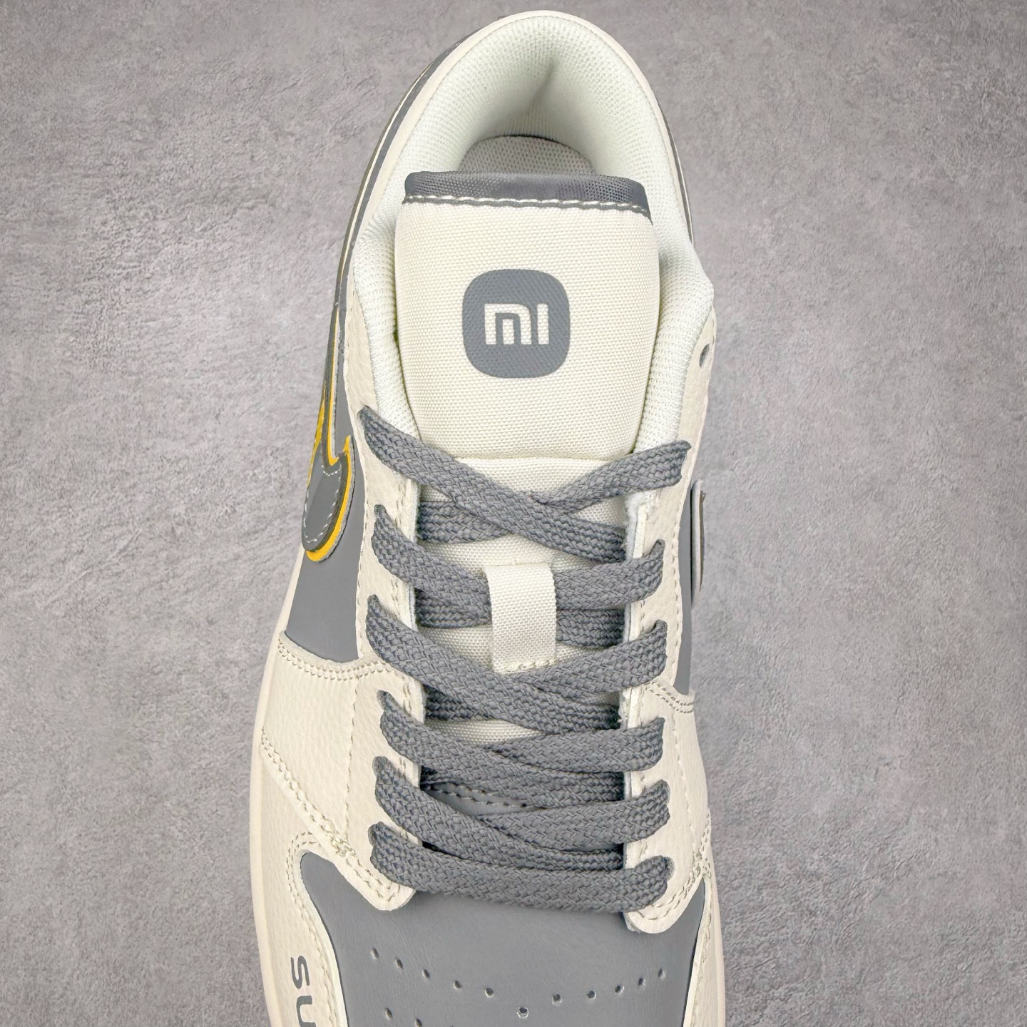 图片[5]-TS x Air Jordan AJ1 Low 倒钩低帮联名定制配色 XX3168-119 原厂内置气垫魔块 A模大底 头层小牛皮 鞋舌AJ原厂专用牛津布+AJ专用反口珍珠布+原厂无杂质高弹内里海棉+特殊封边弹力鞋带 实拍调校N版已经零色差零失真 百分百还原实物色彩所见即所得 不存在货不对板色差等低级问题 选购参考实物拍摄 不混卖不参货 只用心做好货严格选品 承诺混一赔十 尺码：36 36.5 37.5 38 38.5 39 40 40.5 41 42 42.5 43 44 44.5 45-选品中心