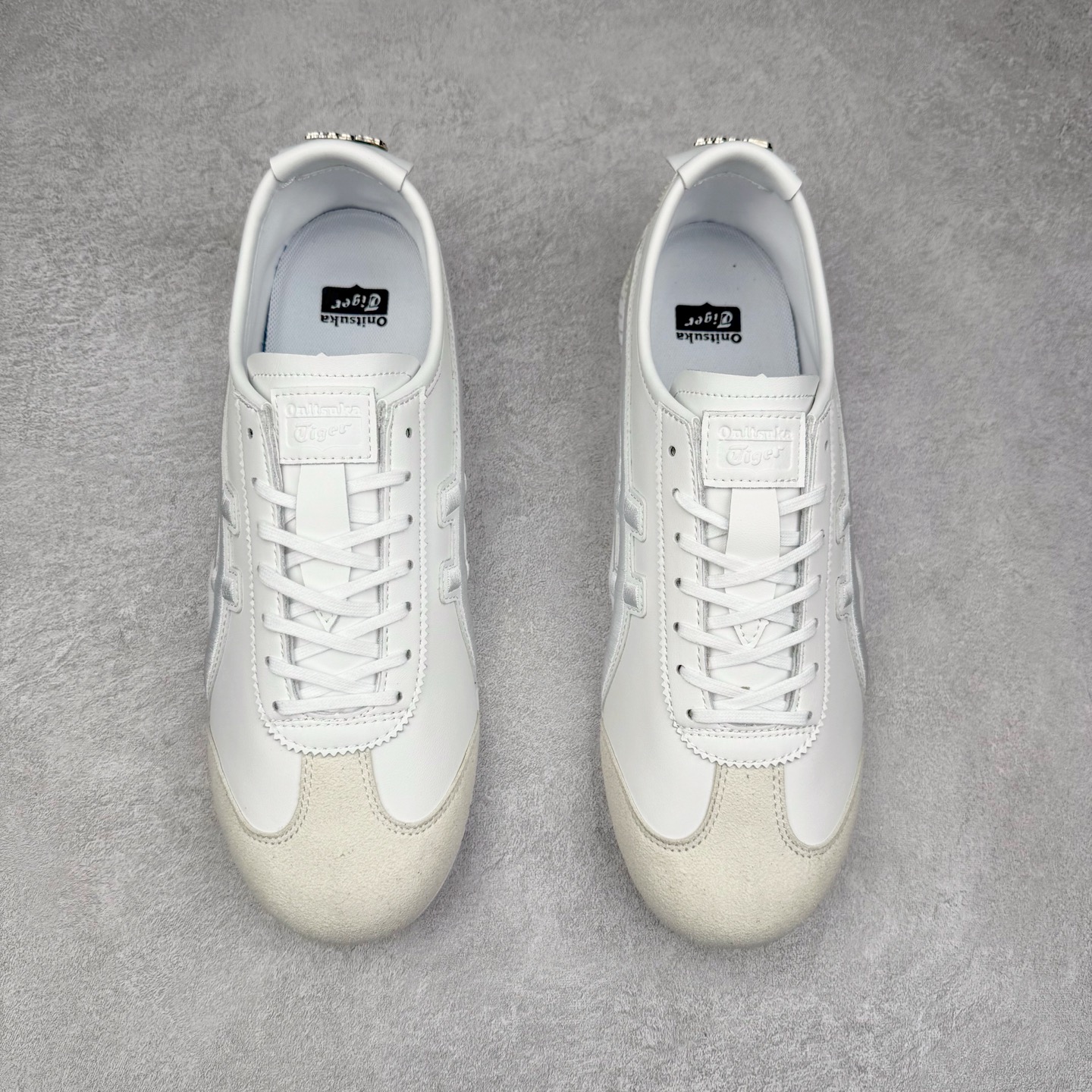 图片[2]-Onitsuka Tiger MEXICO 66 鬼冢虎潮流时尚 织物人造革平衡低帮跑步鞋 男女同款 鬼塚虎从运动中汲取灵感，并致力于打造融合舒适感受与创新设计的时尚品牌。品牌的设计风格既体现了对传统的致敬，同时也表达了对精致风格和现代创意的推崇。我们提供独具个性的全系列产品，打造从头到脚的整体穿搭。每件产品皆以精湛工艺匠心打造，细节考究，品质出众。尺码：36 37 37.5 38 39 39.5 40.5 41.5 42 42.5 43.5 44 45-选品中心