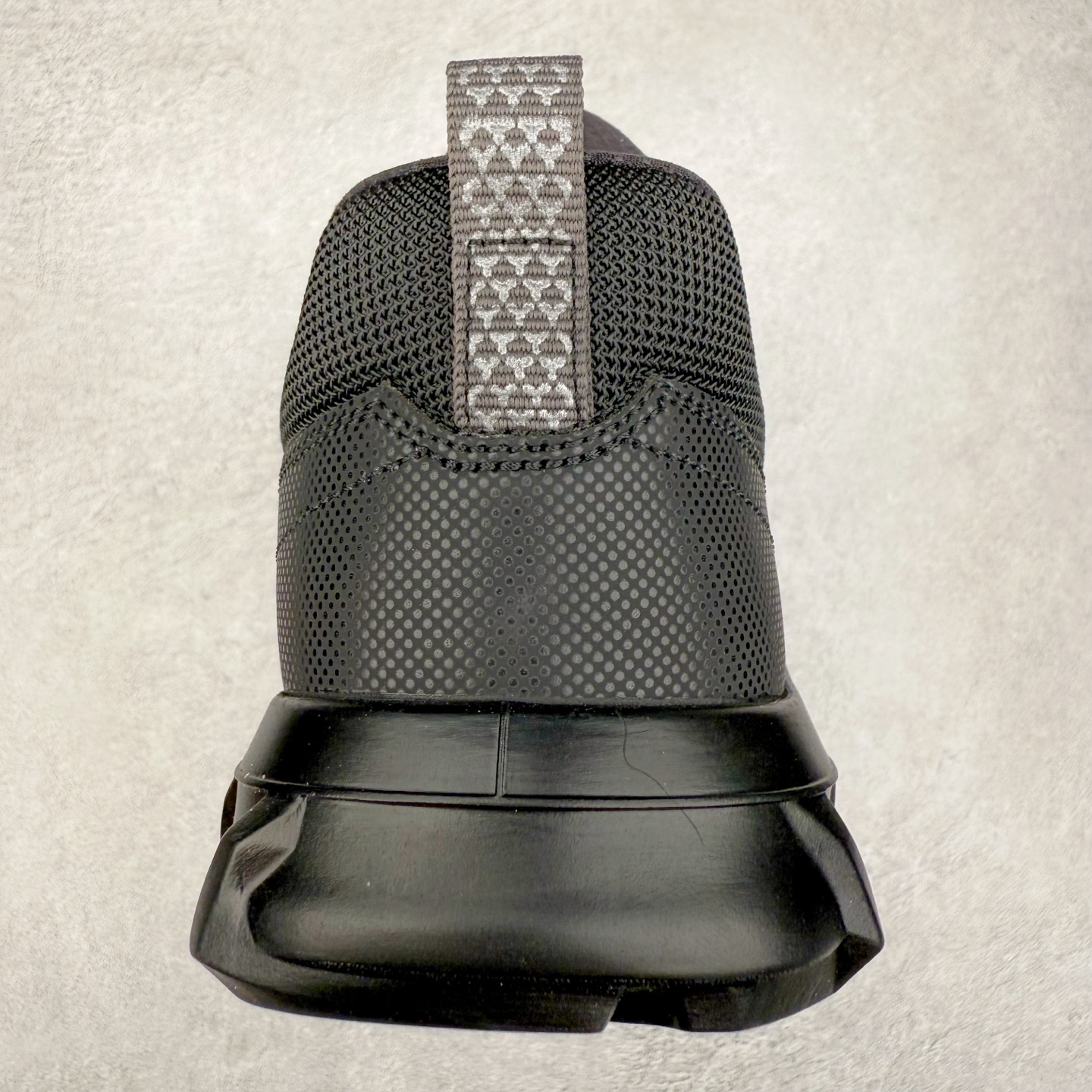 图片[8]-ECCO爱步老爹鞋男士夏季新款 飞织网面百搭潮流户外运动鞋 健步BIOM系列新款 全新的轻量发泡底材与直接注塑橡胶大底相结合 柔软舒适，轻量回弹，脚感更轻盈 鞋面采用GORE-TEX飞织网面与牛皮相结合 给你贴心透气呵护 自然律动科技 符合人体工学鞋楦 贴近足部天然形态 橡胶大底，抓地力强，具有良好的耐磨性 轻盈自如 适跑畅练 尺码：38 39 40 41 42 43 44 （皮鞋码）-选品中心