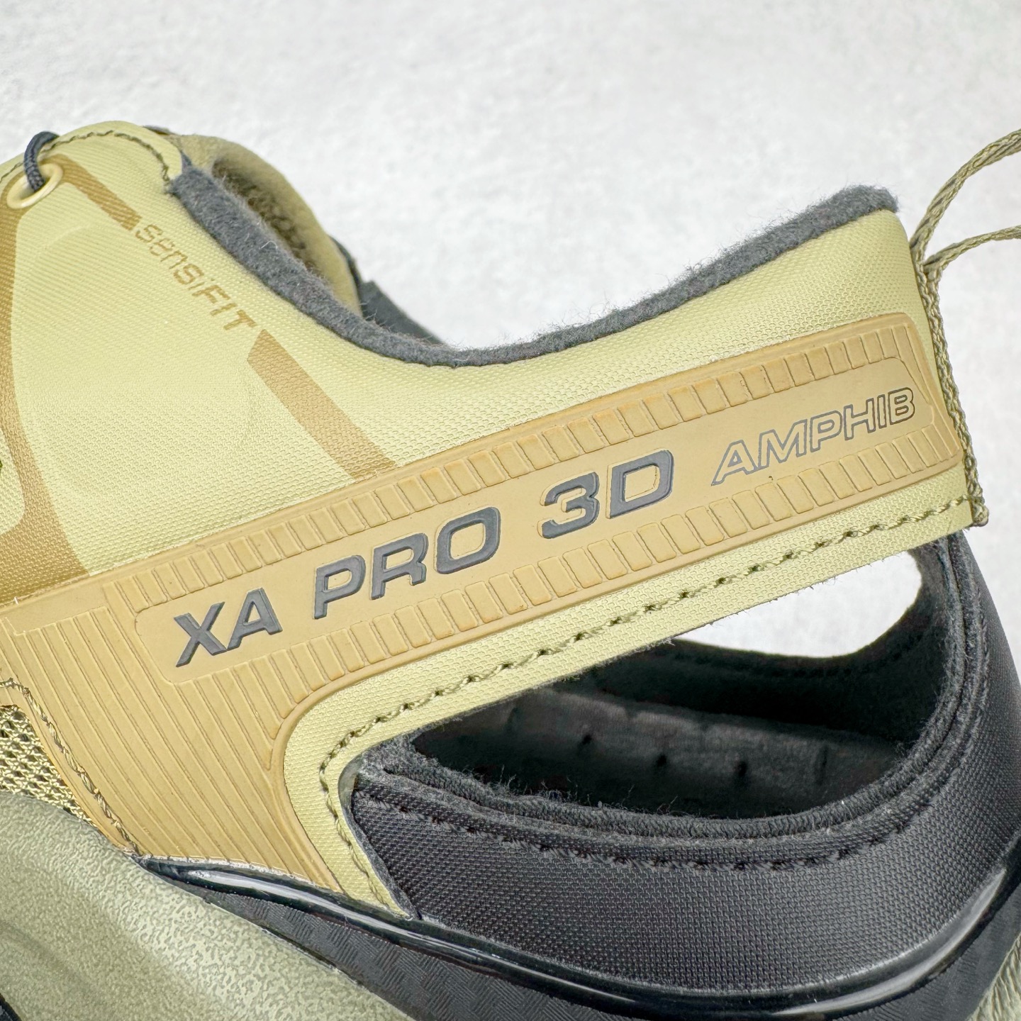 图片[20]-＃HP纯原 SALOMON XA Pro 3D AMPHIB 萨洛蒙潮流越野机能户外功能鞋 虎扑平台特供订单 耗时半年巨作 全套原纸板楦头开发 原厂特供网布配套加持 确保原汁原味 完美呈现版型 原档数据独家私模五层组合大底 男女鞋同步官方开发至46.5 原装Ortholite轻量化鞋垫 中底布带钢印编号 原厂TPU锁扣 进口港宝加持 后跟自然饱满 还原公司包裹性 鞋面采用SENSIFT贴合技术 全方位贴合包裹脚型 鞋跟部鞋底牵引设计 提供强大的抓地性能 更适应野外崎岖不平的道路 其3D ADVANCED CHASSIS底盘 材料轻量大化 钉齿设计更具稳定性 防护性 鞋底易磨损区运用CONTAGRIP高耐磨材料 应对城市硬质路面长距离跑考验 尺码：36 36.5 37.5 38 38.5 39 40 40.5 41 42 42.5 43 44 44.5 45 46 46.5-选品中心