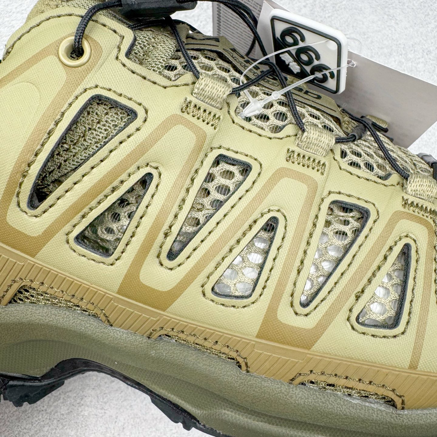 图片[24]-＃HP纯原 SALOMON XA Pro 3D AMPHIB 萨洛蒙潮流越野机能户外功能鞋 虎扑平台特供订单 耗时半年巨作 全套原纸板楦头开发 原厂特供网布配套加持 确保原汁原味 完美呈现版型 原档数据独家私模五层组合大底 男女鞋同步官方开发至46.5 原装Ortholite轻量化鞋垫 中底布带钢印编号 原厂TPU锁扣 进口港宝加持 后跟自然饱满 还原公司包裹性 鞋面采用SENSIFT贴合技术 全方位贴合包裹脚型 鞋跟部鞋底牵引设计 提供强大的抓地性能 更适应野外崎岖不平的道路 其3D ADVANCED CHASSIS底盘 材料轻量大化 钉齿设计更具稳定性 防护性 鞋底易磨损区运用CONTAGRIP高耐磨材料 应对城市硬质路面长距离跑考验 尺码：36 36.5 37.5 38 38.5 39 40 40.5 41 42 42.5 43 44 44.5 45 46 46.5-选品中心