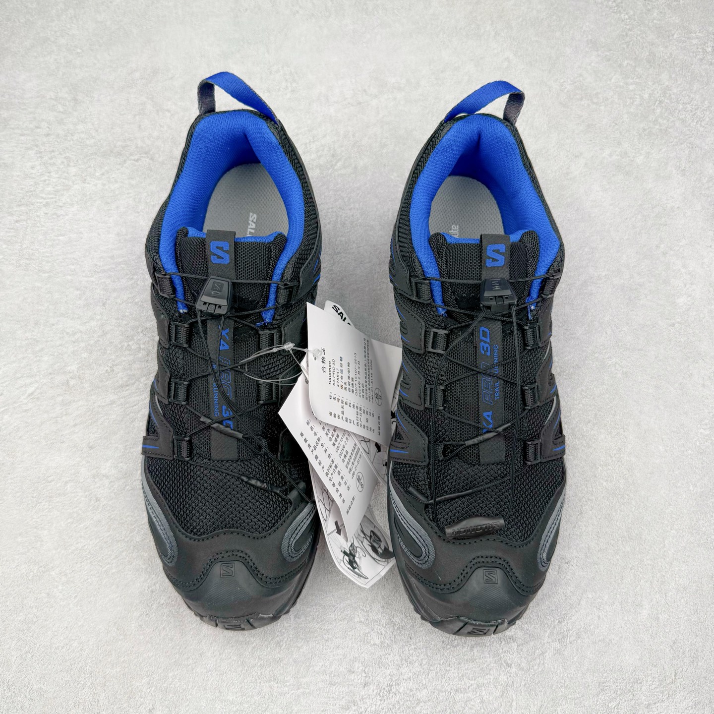 图片[2]-＃HP纯原 SALOMON XA Pro 3D ADV 萨洛蒙潮流越野机能户外功能鞋 虎扑平台特供订单 耗时半年巨作 全套原纸板楦头开发 原厂特供网布配套加持 确保原汁原味 完美呈现版型 原档数据独家私模五层组合大底 男女鞋同步官方开发至46.5 原装Ortholite轻量化鞋垫 中底布带钢印编号 原厂TPU锁扣 进口港宝加持 后跟自然饱满 还原公司包裹性 鞋面采用SENSIFT贴合技术 全方位贴合包裹脚型 鞋跟部鞋底牵引设计 提供强大的抓地性能 更适应野外崎岖不平的道路 其3D ADVANCED CHASSIS底盘 材料轻量大化 钉齿设计更具稳定性 防护性 鞋底易磨损区运用CONTAGRIP高耐磨材料 应对城市硬质路面长距离跑考验 尺码：36 36.5 37.5 38 38.5 39 40 40.5 41 42 42.5 43 44 44.5 45 46 46.5-选品中心