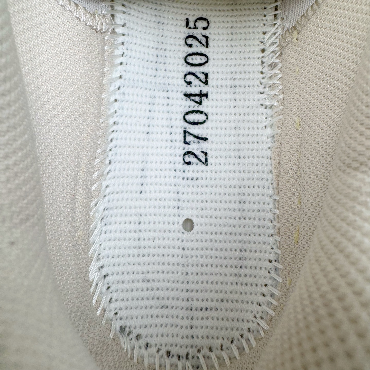 图片[10]-＃HP纯原 SALOMON XA Pro 3D ADV 萨洛蒙潮流越野机能户外功能鞋 虎扑平台特供订单 耗时半年巨作 全套原纸板楦头开发 原厂特供网布配套加持 确保原汁原味 完美呈现版型 原档数据独家私模五层组合大底 男女鞋同步官方开发至46.5 原装Ortholite轻量化鞋垫 中底布带钢印编号 原厂TPU锁扣 进口港宝加持 后跟自然饱满 还原公司包裹性 鞋面采用SENSIFT贴合技术 全方位贴合包裹脚型 鞋跟部鞋底牵引设计 提供强大的抓地性能 更适应野外崎岖不平的道路 其3D ADVANCED CHASSIS底盘 材料轻量大化 钉齿设计更具稳定性 防护性 鞋底易磨损区运用CONTAGRIP高耐磨材料 应对城市硬质路面长距离跑考验 尺码：36 36.5 37.5 38 38.5 39 40 40.5 41 42 42.5 43 44 44.5 45 46 46.5-选品中心