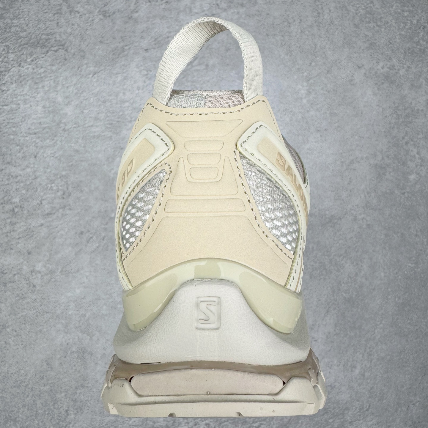 图片[8]-＃HP纯原 SALOMON XA Pro 3D ADV 萨洛蒙潮流越野机能户外功能鞋 虎扑平台特供订单 耗时半年巨作 全套原纸板楦头开发 原厂特供网布配套加持 确保原汁原味 完美呈现版型 原档数据独家私模五层组合大底 男女鞋同步官方开发至46.5 原装Ortholite轻量化鞋垫 中底布带钢印编号 原厂TPU锁扣 进口港宝加持 后跟自然饱满 还原公司包裹性 鞋面采用SENSIFT贴合技术 全方位贴合包裹脚型 鞋跟部鞋底牵引设计 提供强大的抓地性能 更适应野外崎岖不平的道路 其3D ADVANCED CHASSIS底盘 材料轻量大化 钉齿设计更具稳定性 防护性 鞋底易磨损区运用CONTAGRIP高耐磨材料 应对城市硬质路面长距离跑考验 尺码：36 36.5 37.5 38 38.5 39 40 40.5 41 42 42.5 43 44 44.5 45 46 46.5-选品中心