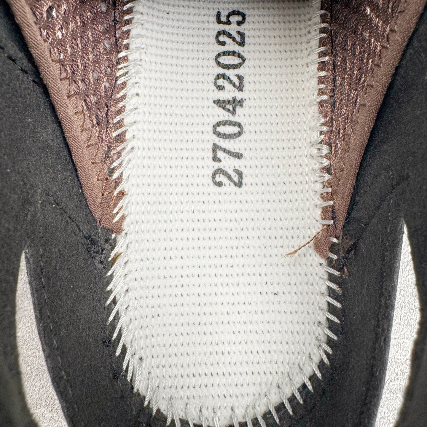 图片[10]-＃HP纯原 SALOMON XA Pro 3D AMPHIB 萨洛蒙潮流越野机能户外功能鞋 虎扑平台特供订单 耗时半年巨作 全套原纸板楦头开发 原厂特供网布配套加持 确保原汁原味 完美呈现版型 原档数据独家私模五层组合大底 男女鞋同步官方开发至46.5 原装Ortholite轻量化鞋垫 中底布带钢印编号 原厂TPU锁扣 进口港宝加持 后跟自然饱满 还原公司包裹性 鞋面采用SENSIFT贴合技术 全方位贴合包裹脚型 鞋跟部鞋底牵引设计 提供强大的抓地性能 更适应野外崎岖不平的道路 其3D ADVANCED CHASSIS底盘 材料轻量大化 钉齿设计更具稳定性 防护性 鞋底易磨损区运用CONTAGRIP高耐磨材料 应对城市硬质路面长距离跑考验 尺码：36 36.5 37.5 38 38.5 39 40 40.5 41 42 42.5 43 44 44.5 45 46 46.5-选品中心