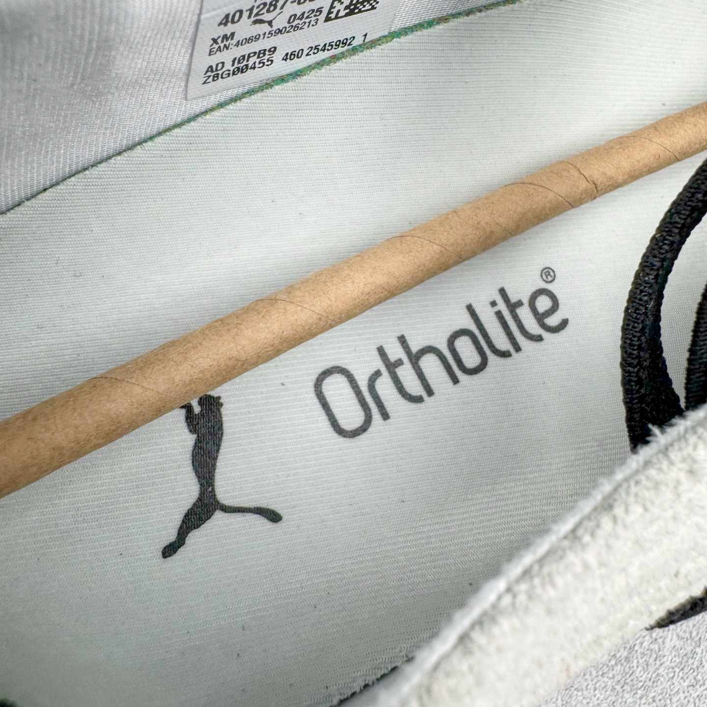 图片[11]-＃DT PUMA Speedcat Ballerina 彪马柔软舒适防滑耐磨低帮生活休闲鞋芭蕾舞鞋单鞋玛丽珍鞋 这次，PUMA决定再对Speedcat来一次创新，以芭蕾舞鞋为灵感，将芭蕾舞鞋的灵动与轻盈感与赛车鞋融为一体，带来极具个性的全新鞋款Speedcat Ballerina。Speedcat Ballerina由Speedcat去除鞋舌、鞋带以及部分鞋侧位打造而成，鞋带部分被改为如同芭蕾鞋般的交叉弹性带，PUMA的标志依旧设计于鞋侧旁，整个鞋款外观变得更加优雅。Speedcat Ballerina 还汲取了赛车鞋的抓地设计，配备经典橡胶大底。尺码：36 37 37.5 38 38.5 39 40 40.5 41-选品中心