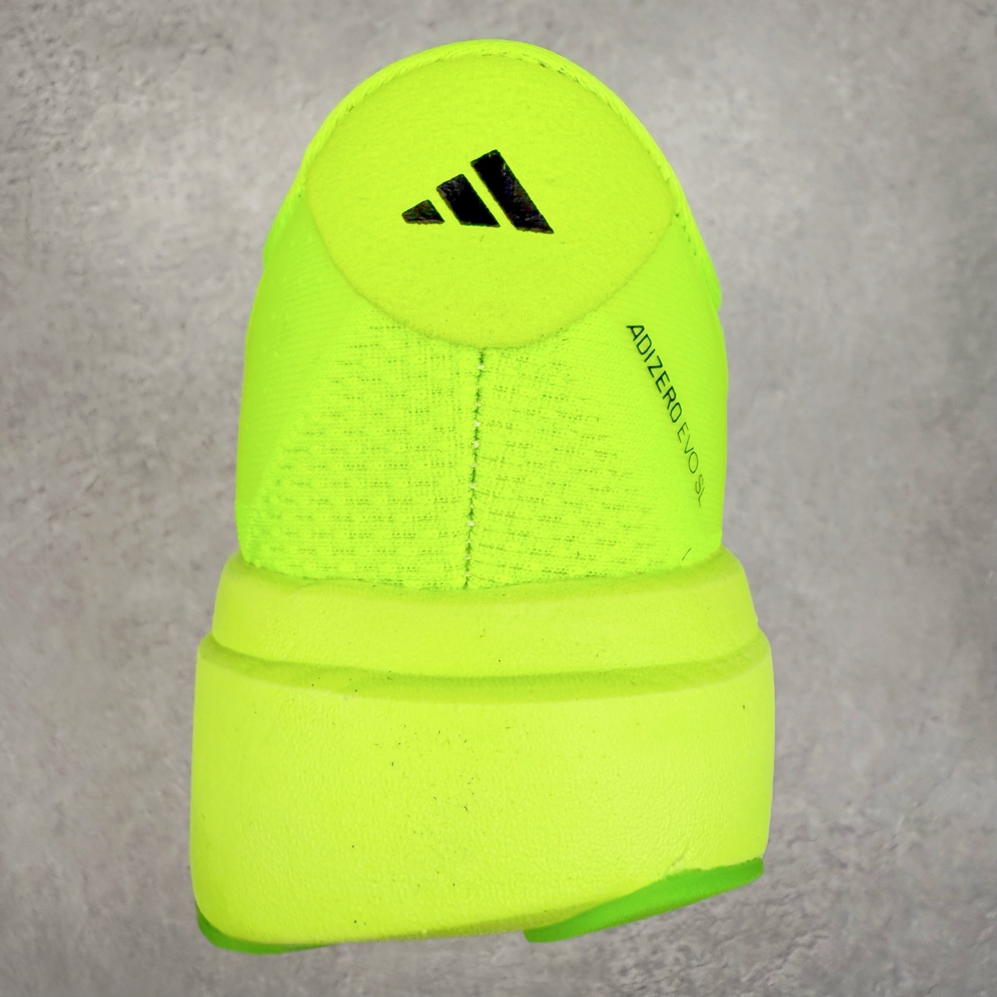 图片[8]-＃福利特价 AD Adizero EVO SL 马拉松竞速专业跑鞋 CELERMESH针织网面非常轻薄 纤维间的缝隙很大 可以保证跑步时的透气、排汗效果 鞋舌直接与两侧的内衬和鞋底连接在一起 在跑步过程中不会被鞋舌的左右移动所困扰 在标准鞋带孔的基础上再拓宽一组鞋带孔 适合不同脚型的需求 突破性 EnergyRods 技术，有助于跑者实现更好的成绩 中底独特的LIGHTSTRIKE PRO泡棉材质 微弹感觉在跑步过程中给予了良好的支撑体验 对于顶级精英和高水平进阶跑者来说 ADIOS PRO是一双值得信赖的竞速比赛用鞋 尺码：36 36.5 37.5 38 38.5 39 40 40.5 41 42 42.5 43 44 44.5 45-选品中心