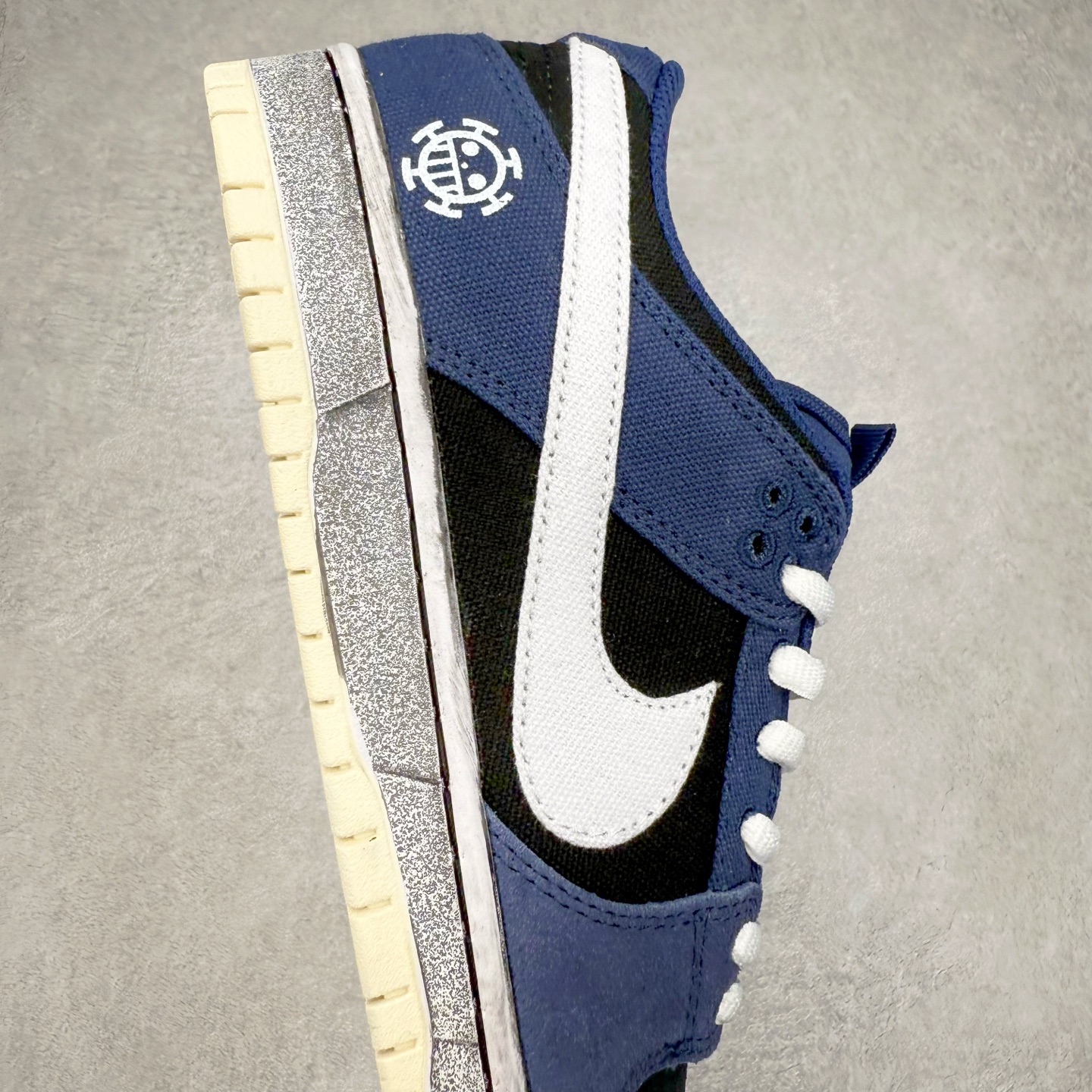 图片[6]-＃F版 NK SB Dunk Low 解构绑带 DX6775-400 极限压缩利润空间 超乎所想的高性价比 用料绝不含糊 原盒原配 正确耐磨橡胶大底 超高清洁度 全鞋零毛边皮料切割 全套原楦原模倾力打造完美版型 尺码：36 36.5 37.5 38 38.5 39 40 40.5 41 42 42.5 43 44 44.5 45 46 47.5-选品中心